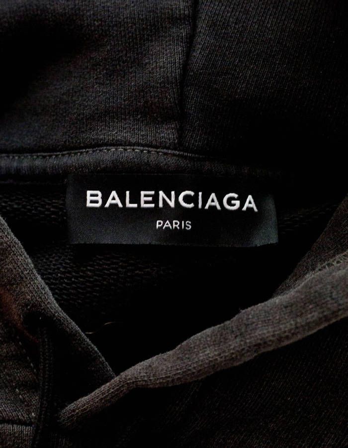 Pièce Balenciaga authentifiée chez NB08