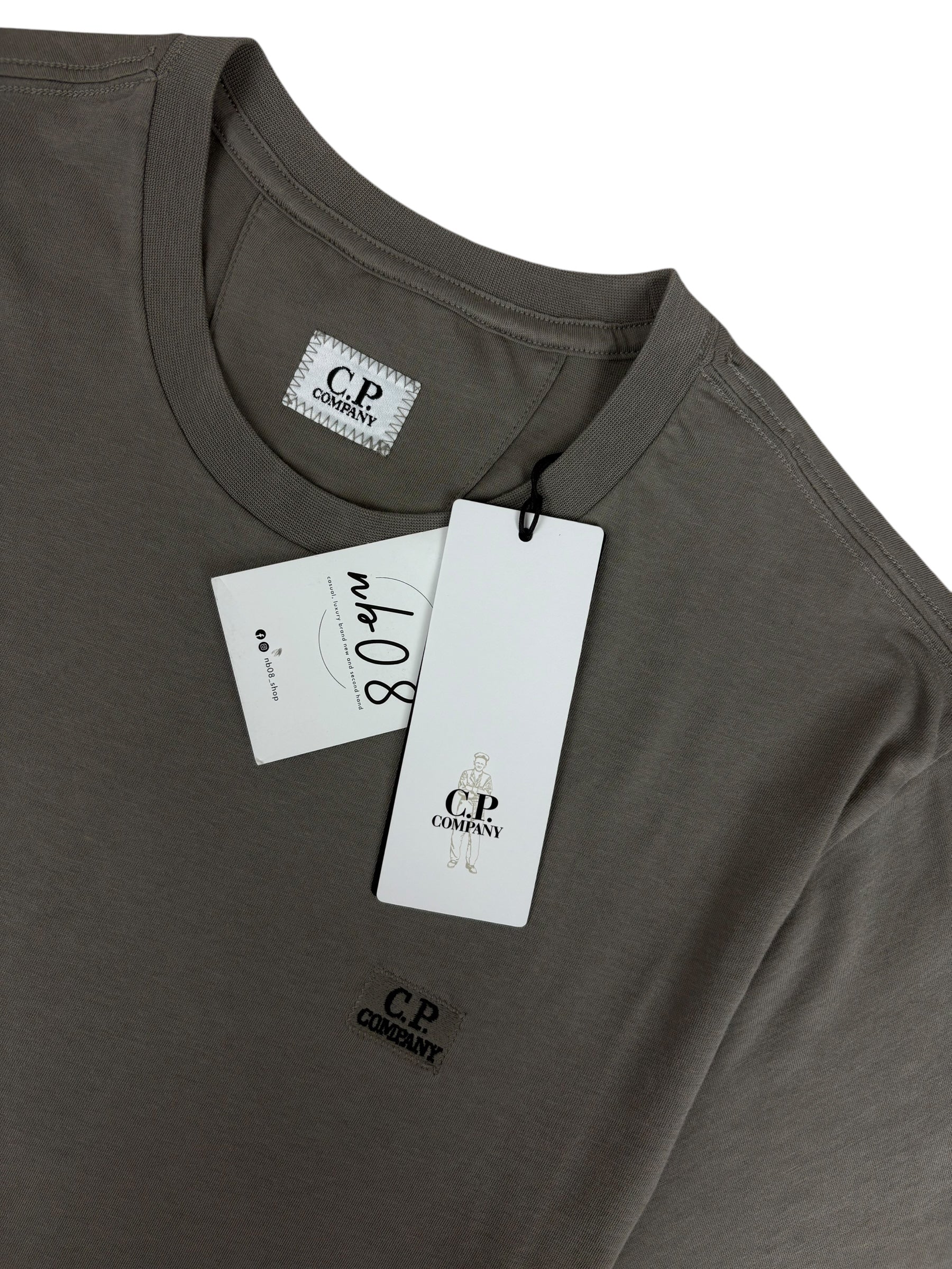 TEE-SHIRT C.P COMPANY - GRIS - NEUF COLLECTION 2026