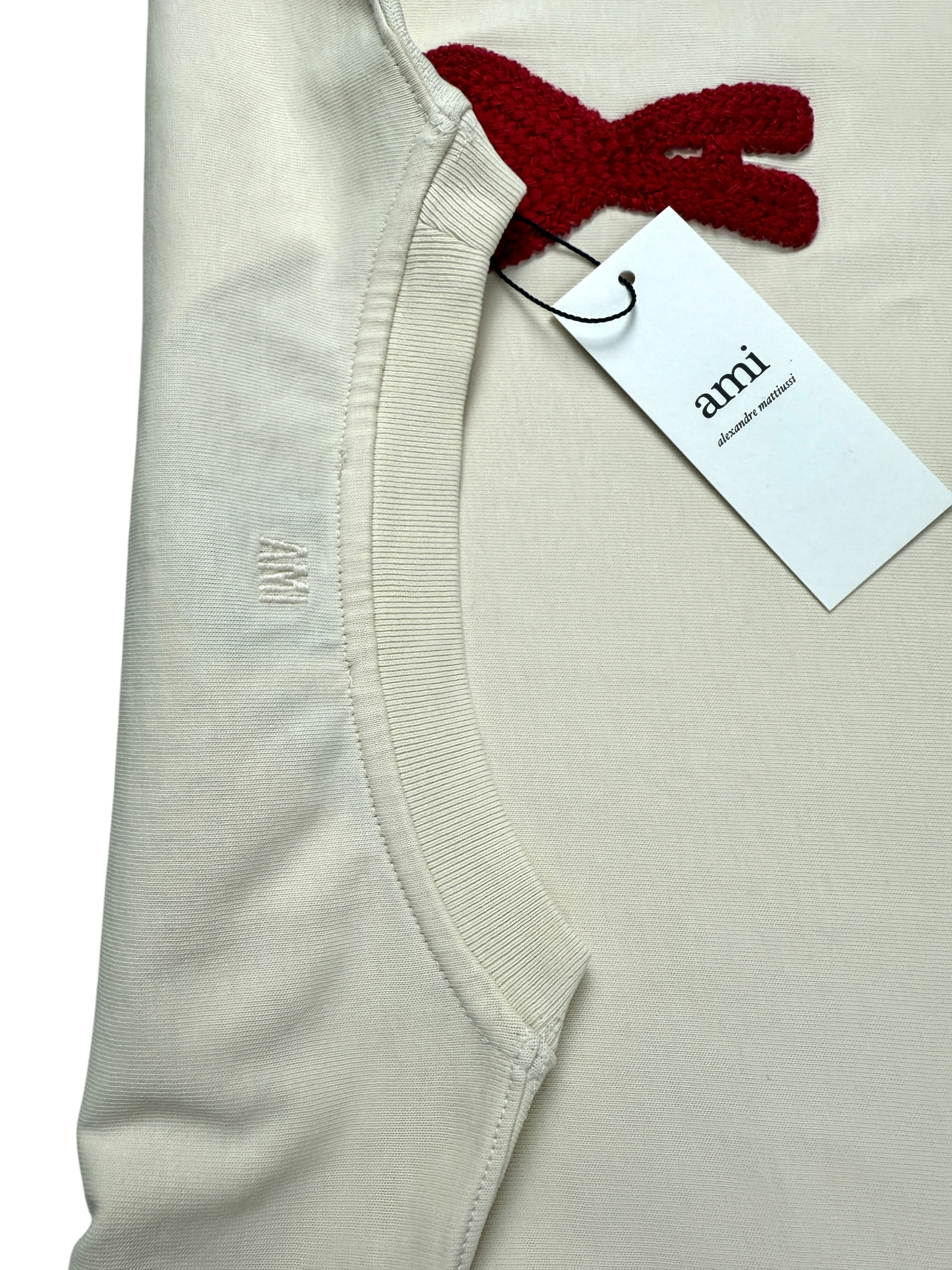 TEE-SHIRT AMI PARIS CŒUR ROUGE - CRÈME - NEUF