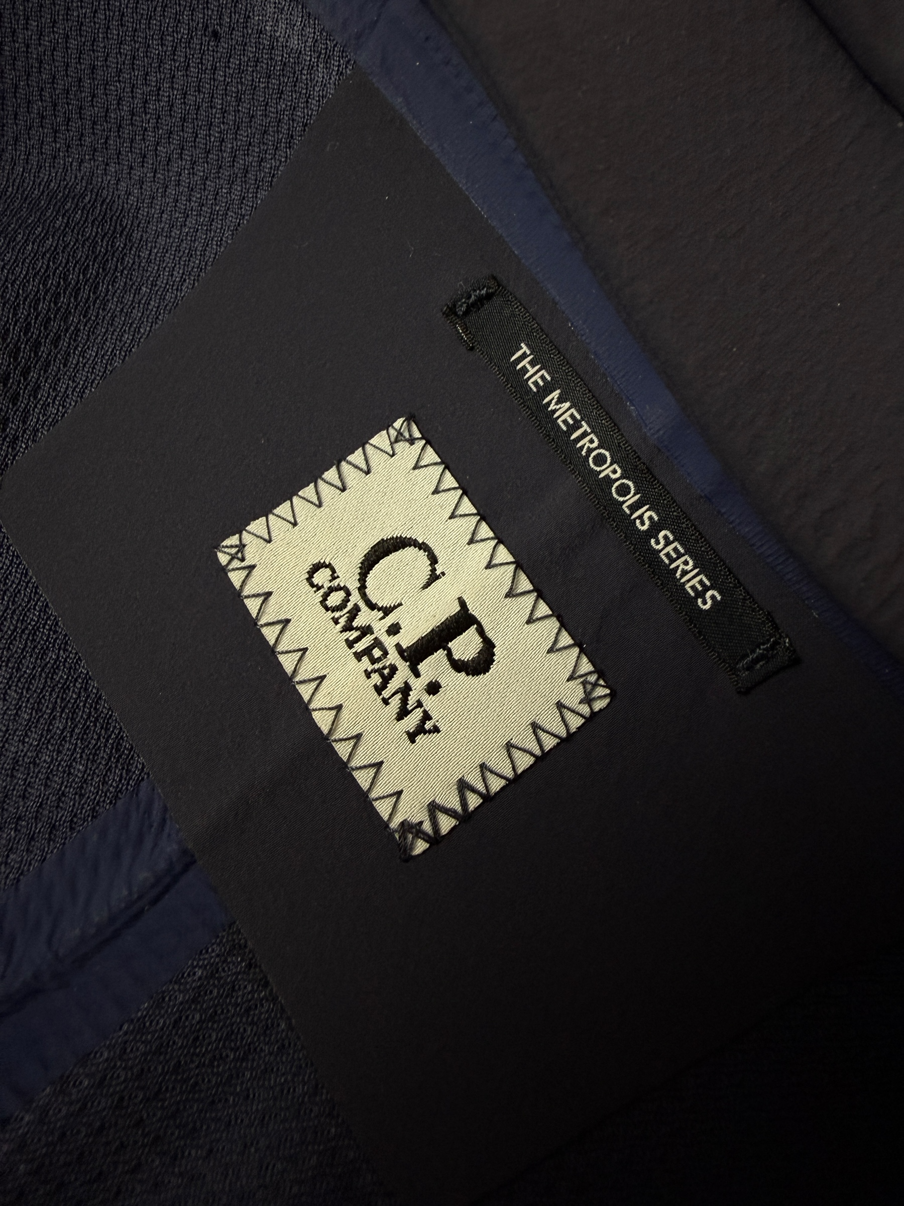 VESTE C.P COMPANY METROSHELL THE METROPOLIS SERIES IMPERMÉABLE - MARINE - TAILLE XS - NEUF