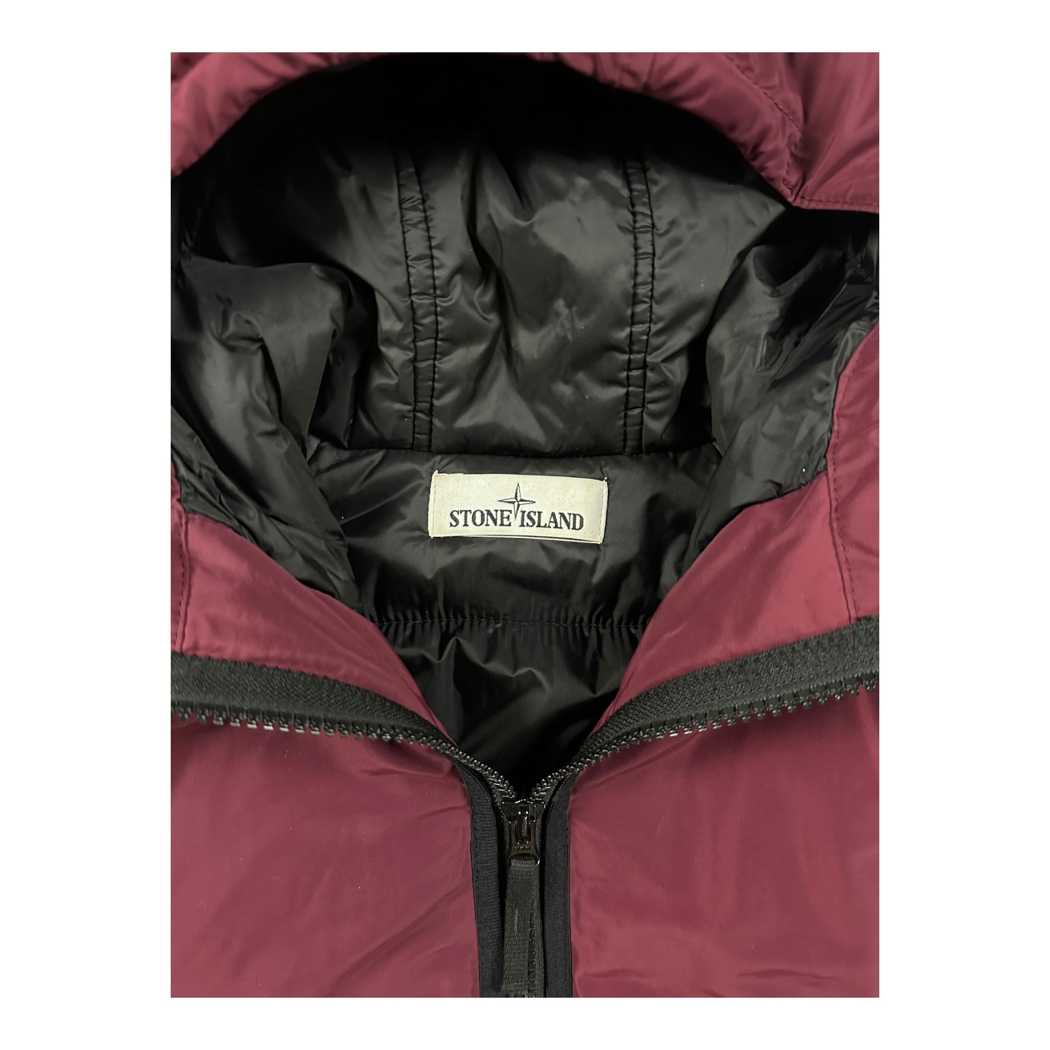 VESTE À CAPUCHE STONE ISLAND MICRO REPS WITH PRIMALOFT INSULATION TECHNOLOGY - NB08