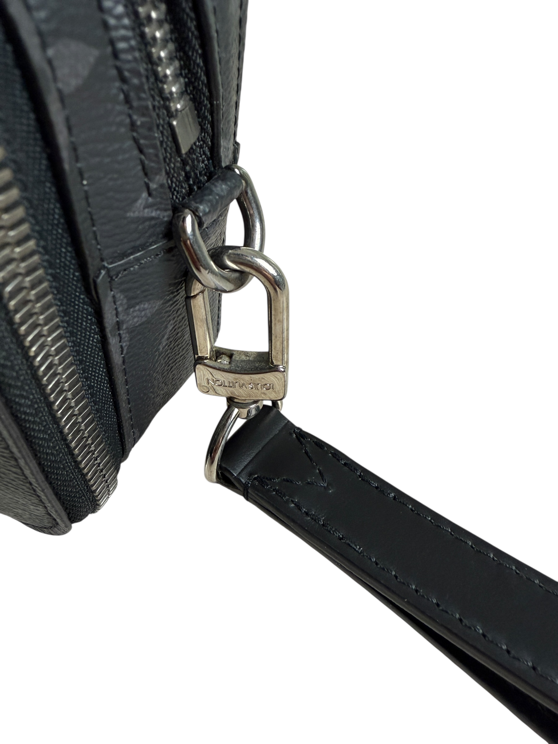 SACOCHE LOUIS VUITTON ALPHA ÉCLIPSE - NOIR