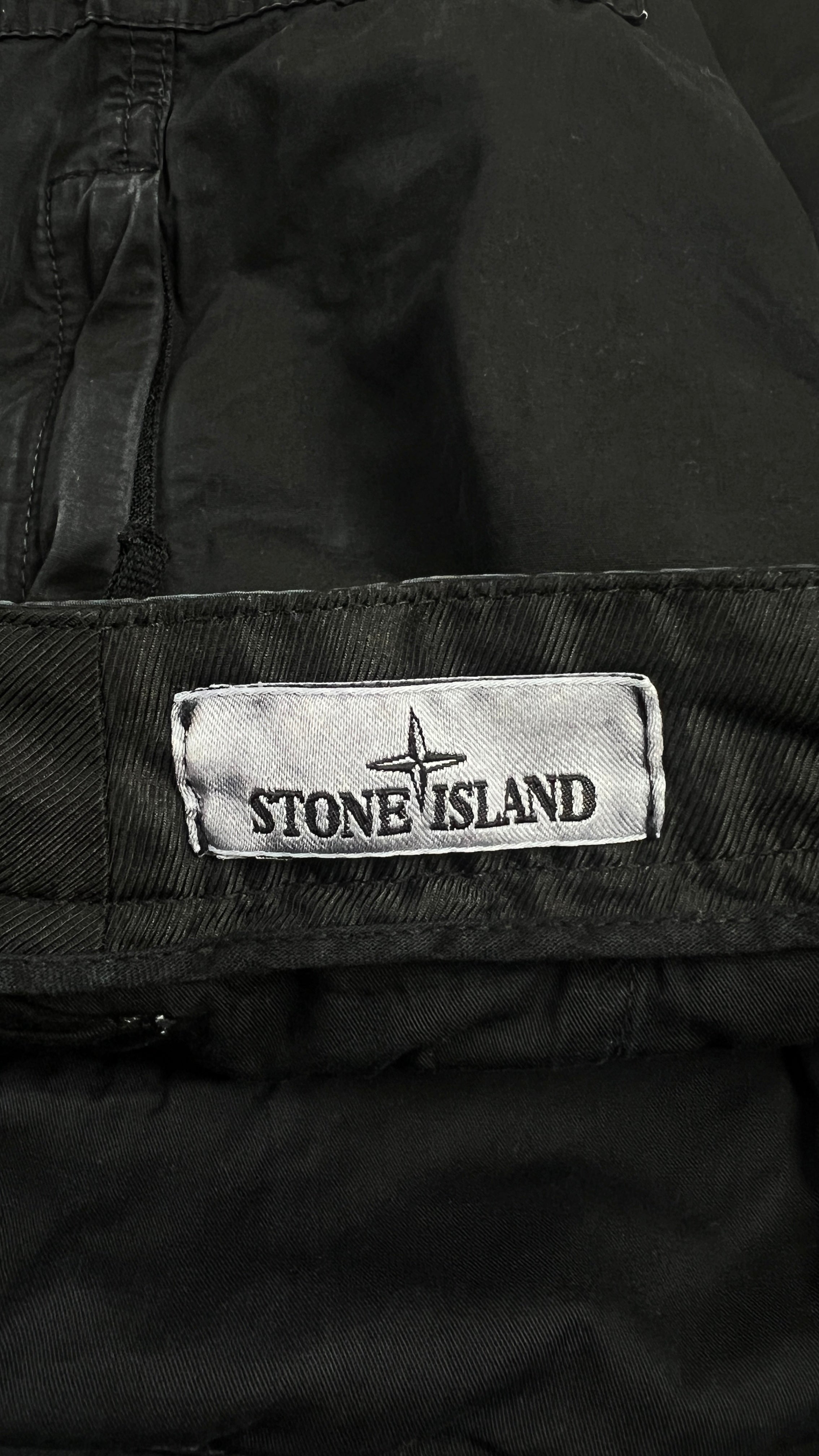 Short Cargo Stone Island - Noir - Taille W31