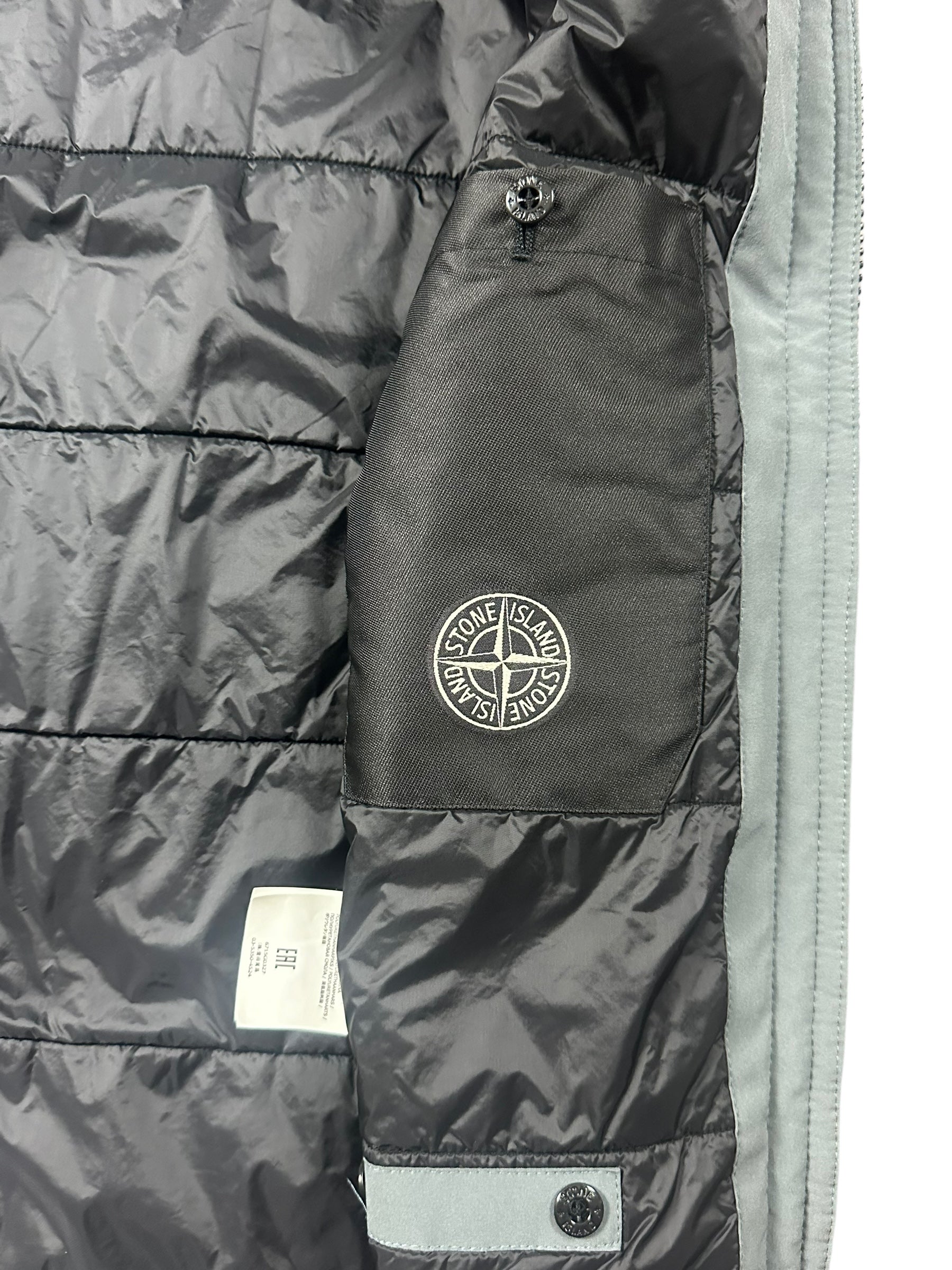 VESTE SANS MANCHE STONE ISLAND SOFT SHELL-R WITH PRIMALOFT - NB08