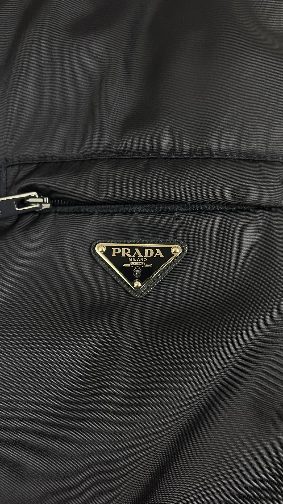 Gilet Doudoune Sans Manches Prada en Nylon, Marine, Taille 46 — photographie complémentaire 3