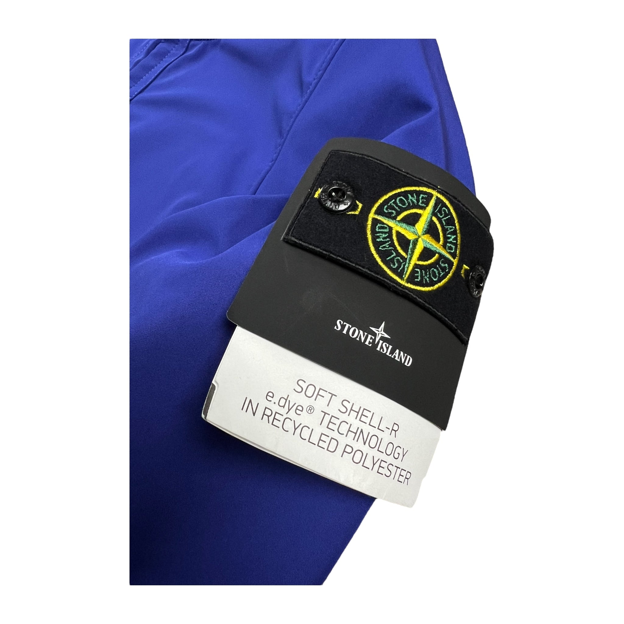 VESTE À CAPUCHE STONE ISLAND SOFT SHELL-R E.DYE TECHNOLOGY IN RECYCLED POLYESTER - NB08