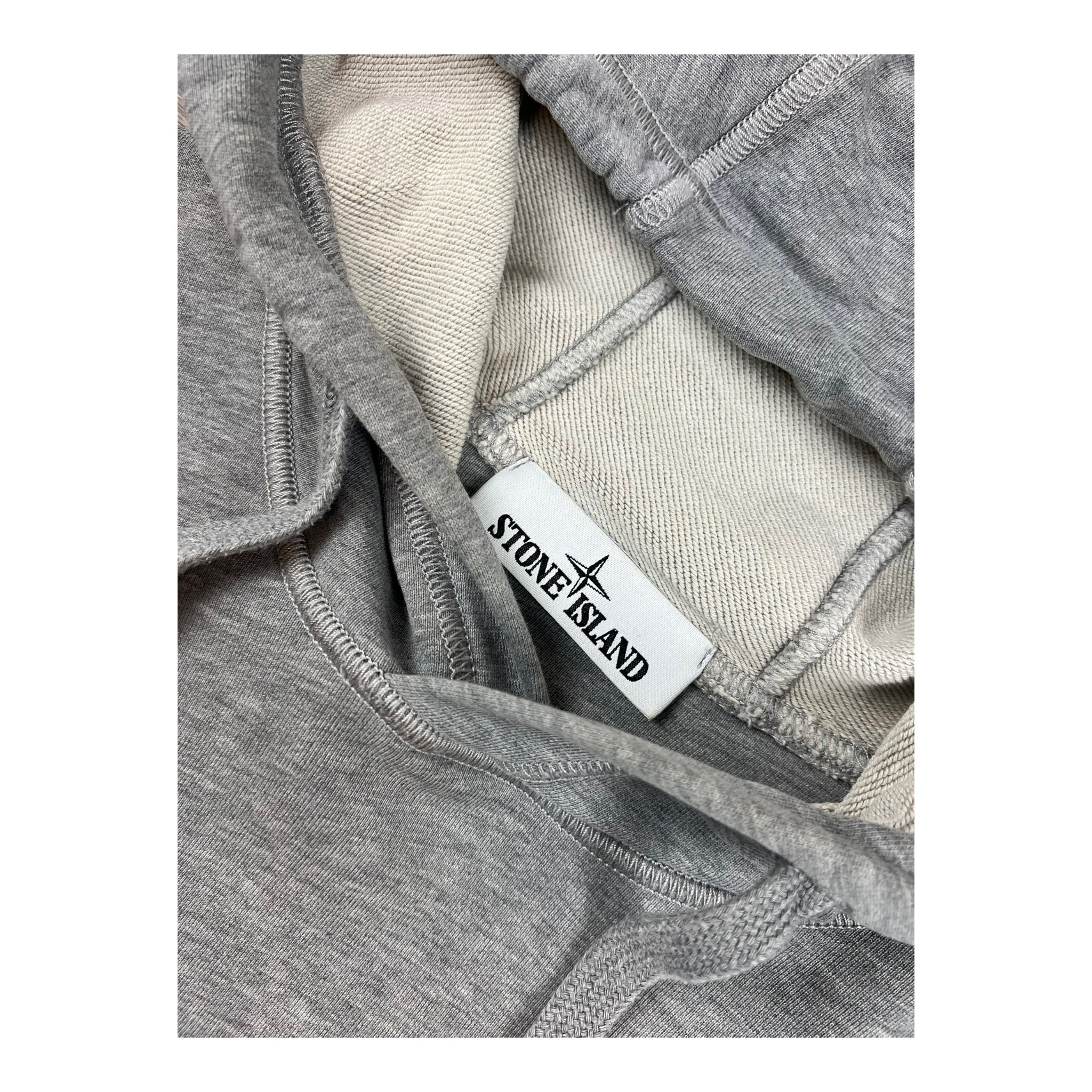 SWEAT A CAPUCHE STONE ISLAND - NB08