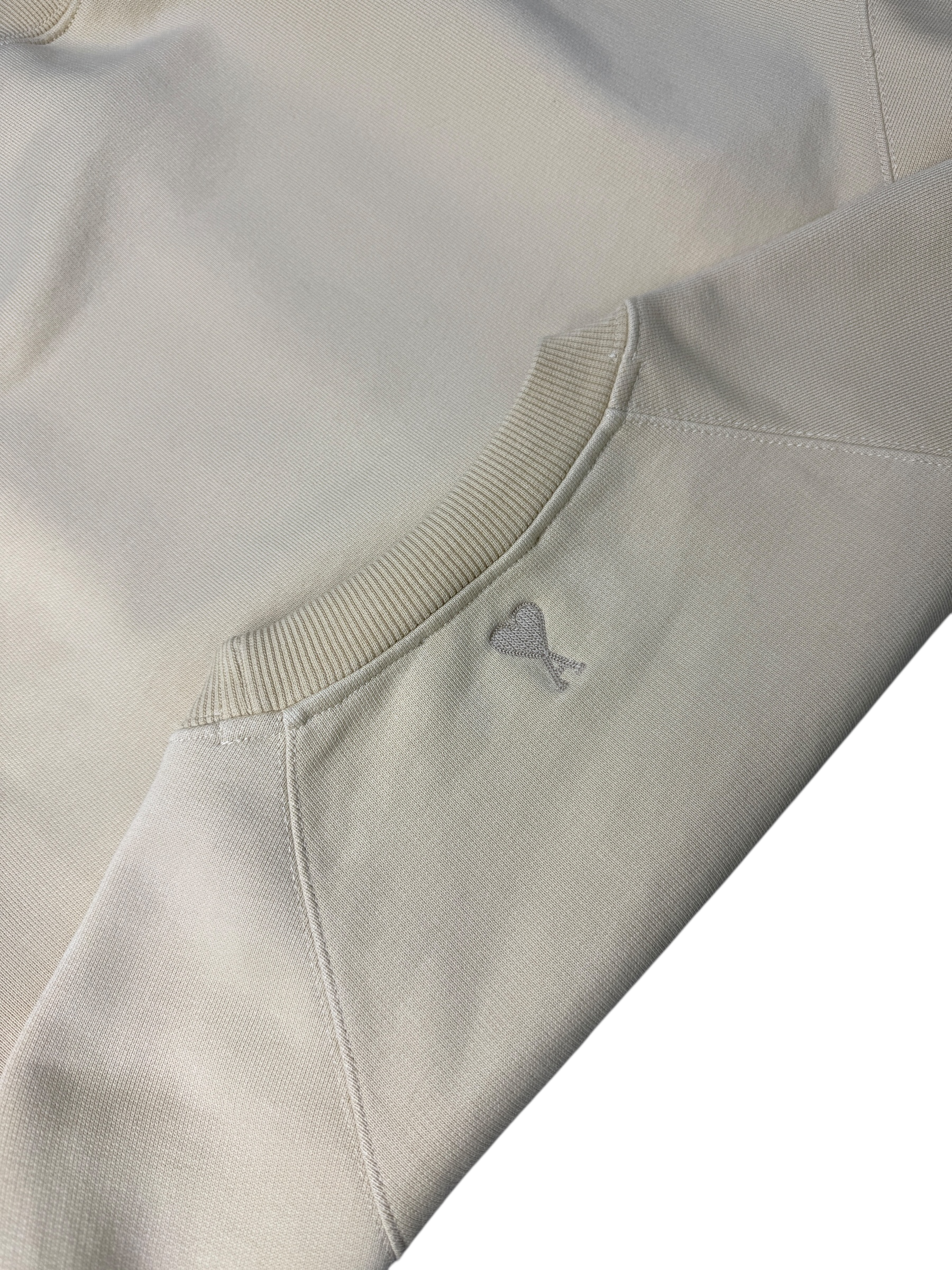 Pull Ami Paris crème taille M - Logo et étiquette