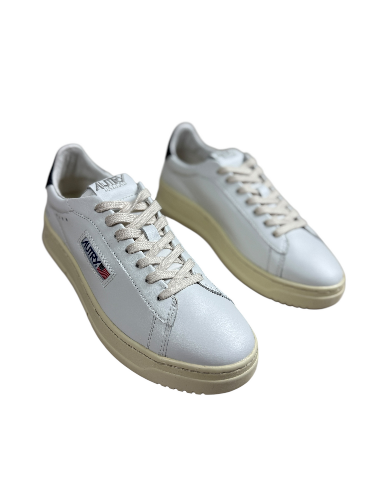 Sneakers Autry blanc taille 41 - Vue côté