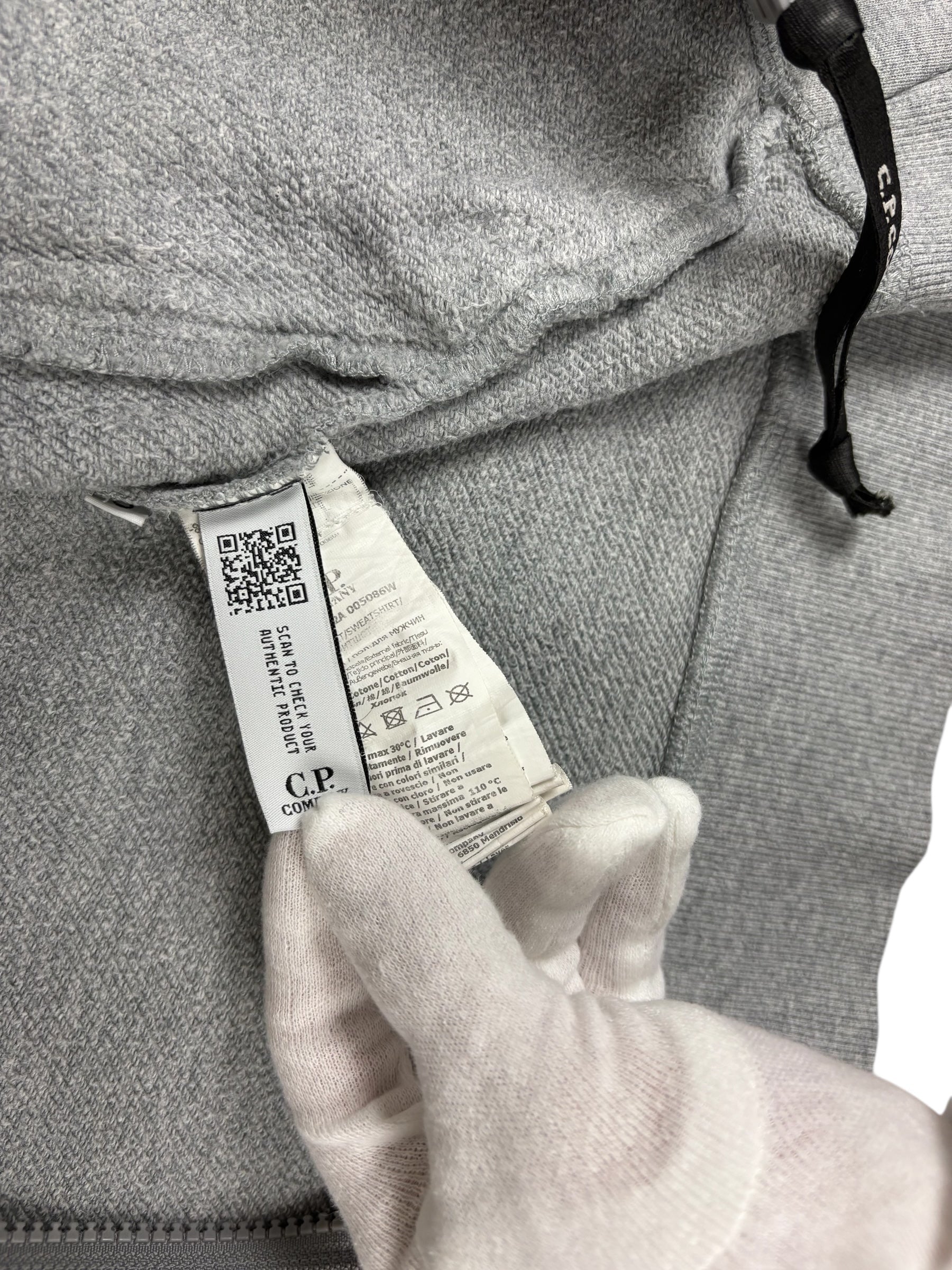 Gilet C.P Company gris taille S - Logo et étiquette