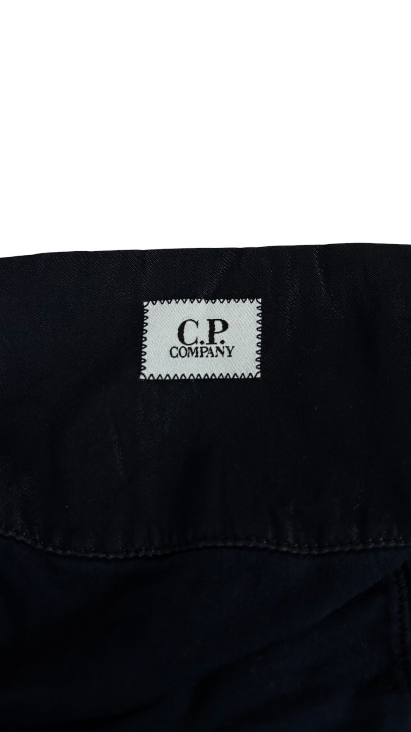 Hoodie C.P Company marine taille L - Détail