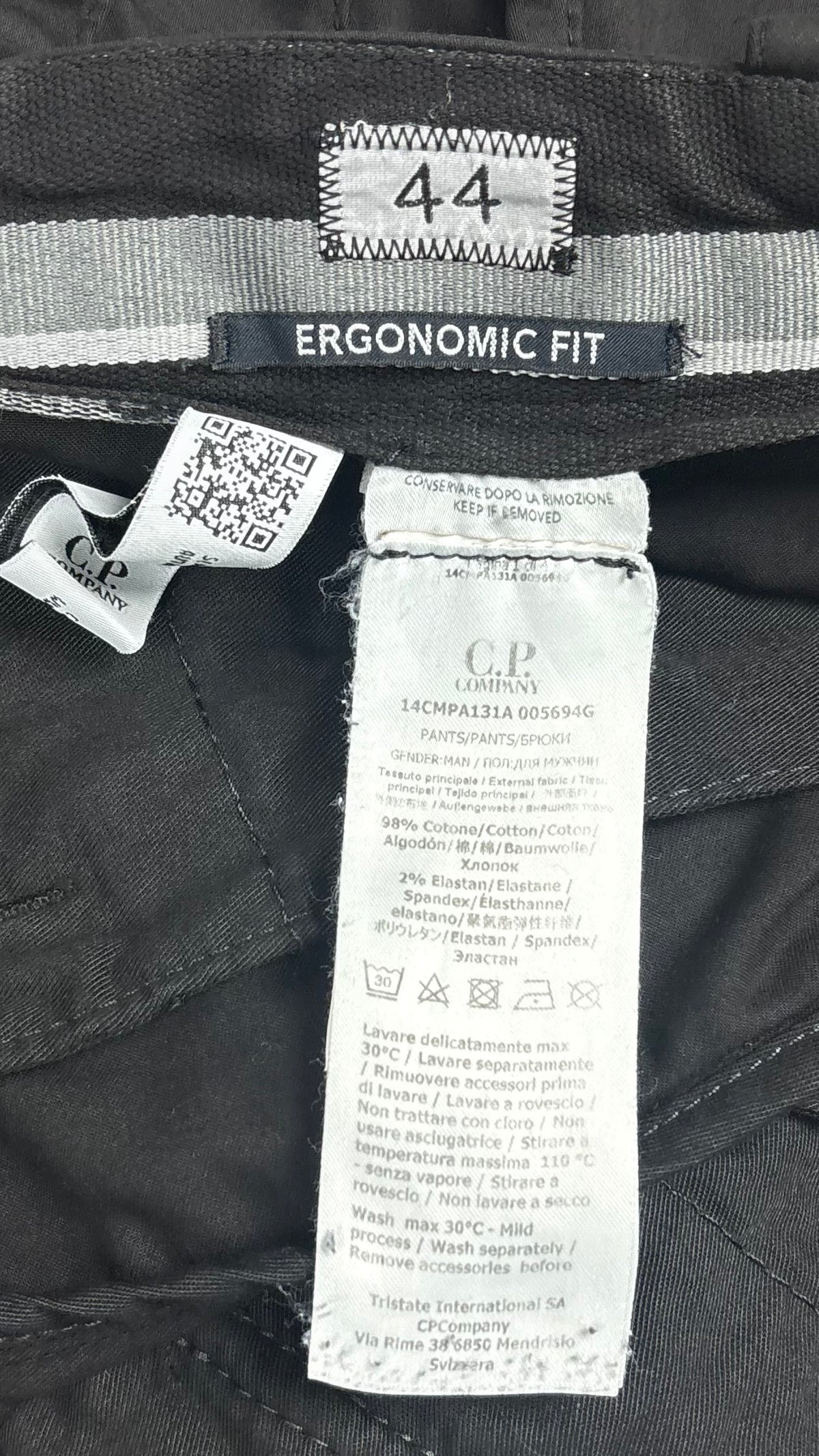 Pantalon Cargo C.P Company Ergonomic Fit noir taille 44, détail étiquettes et finitions — vue 6