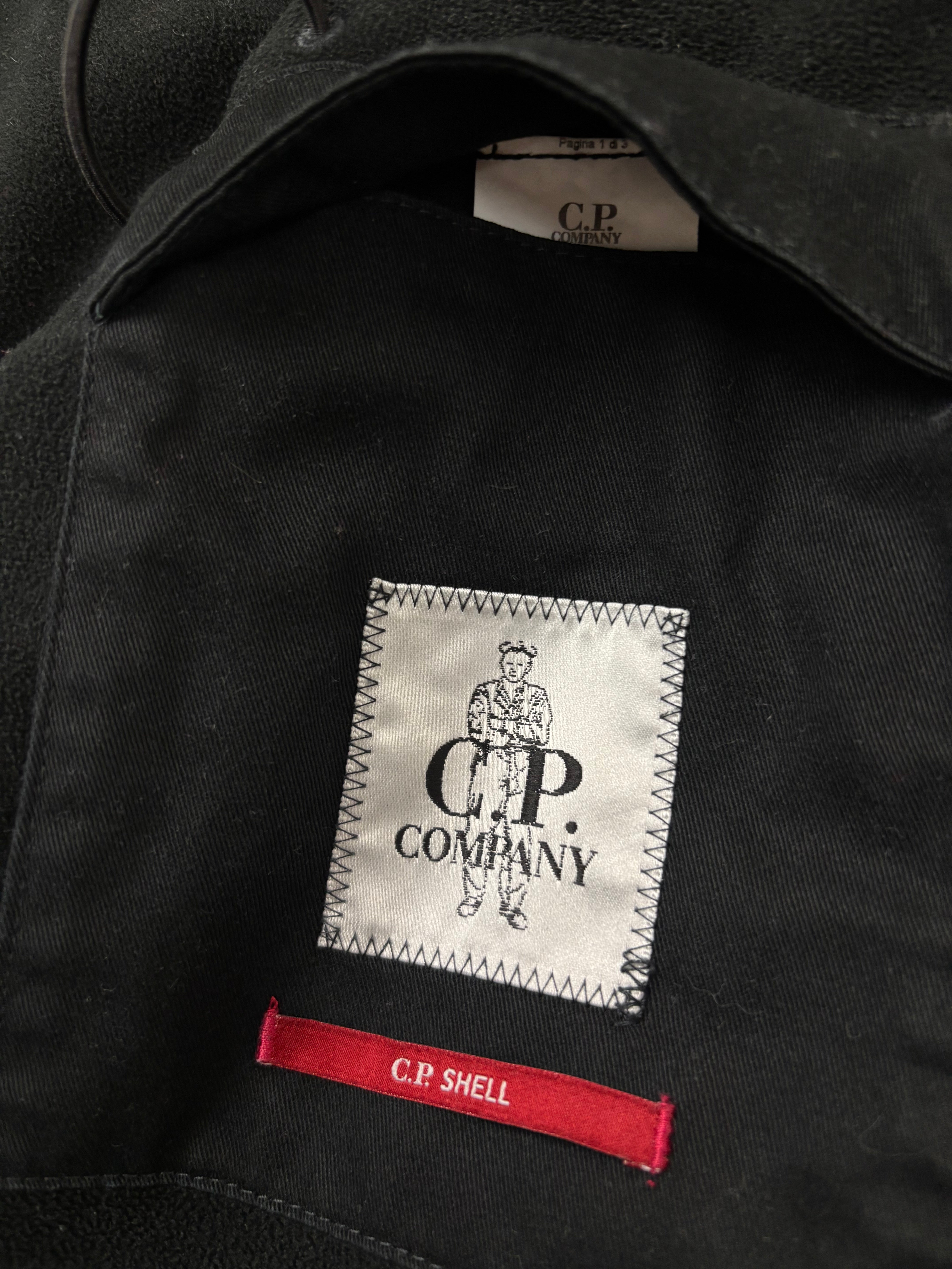 Parka C.P Company noir taille 52 - Logo et étiquette