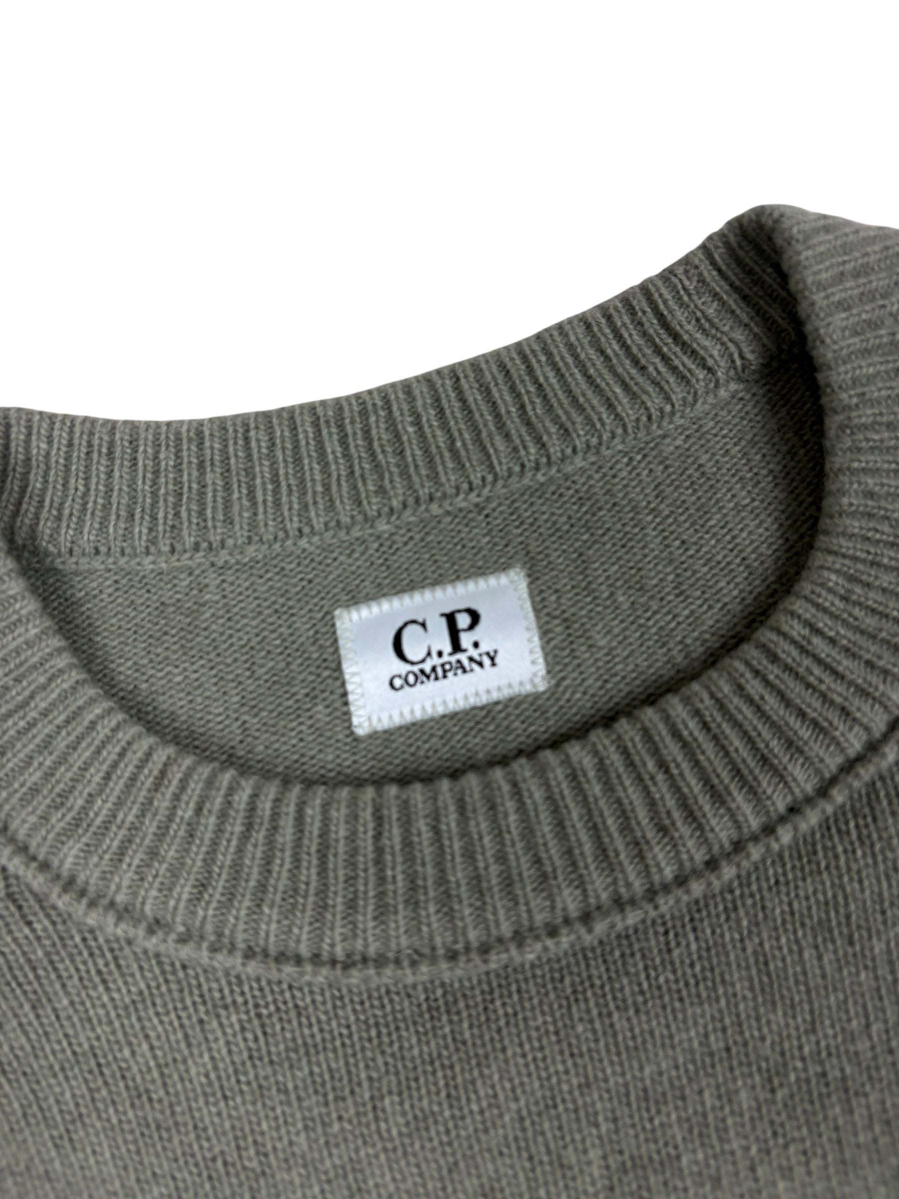 Pull C.P Company kaki taille 48 - Détail