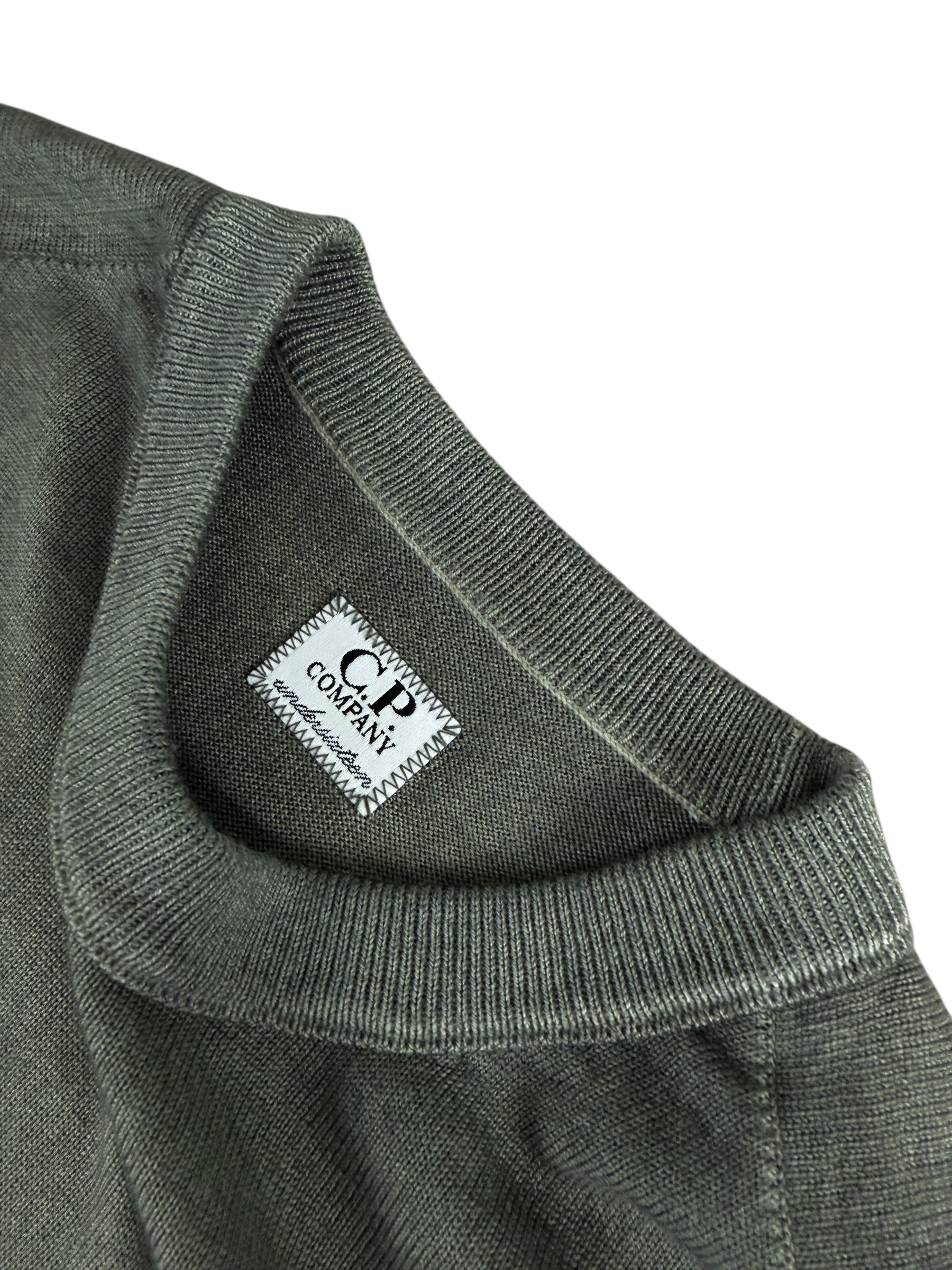 Pull C.P Company kaki taille XS - Détail