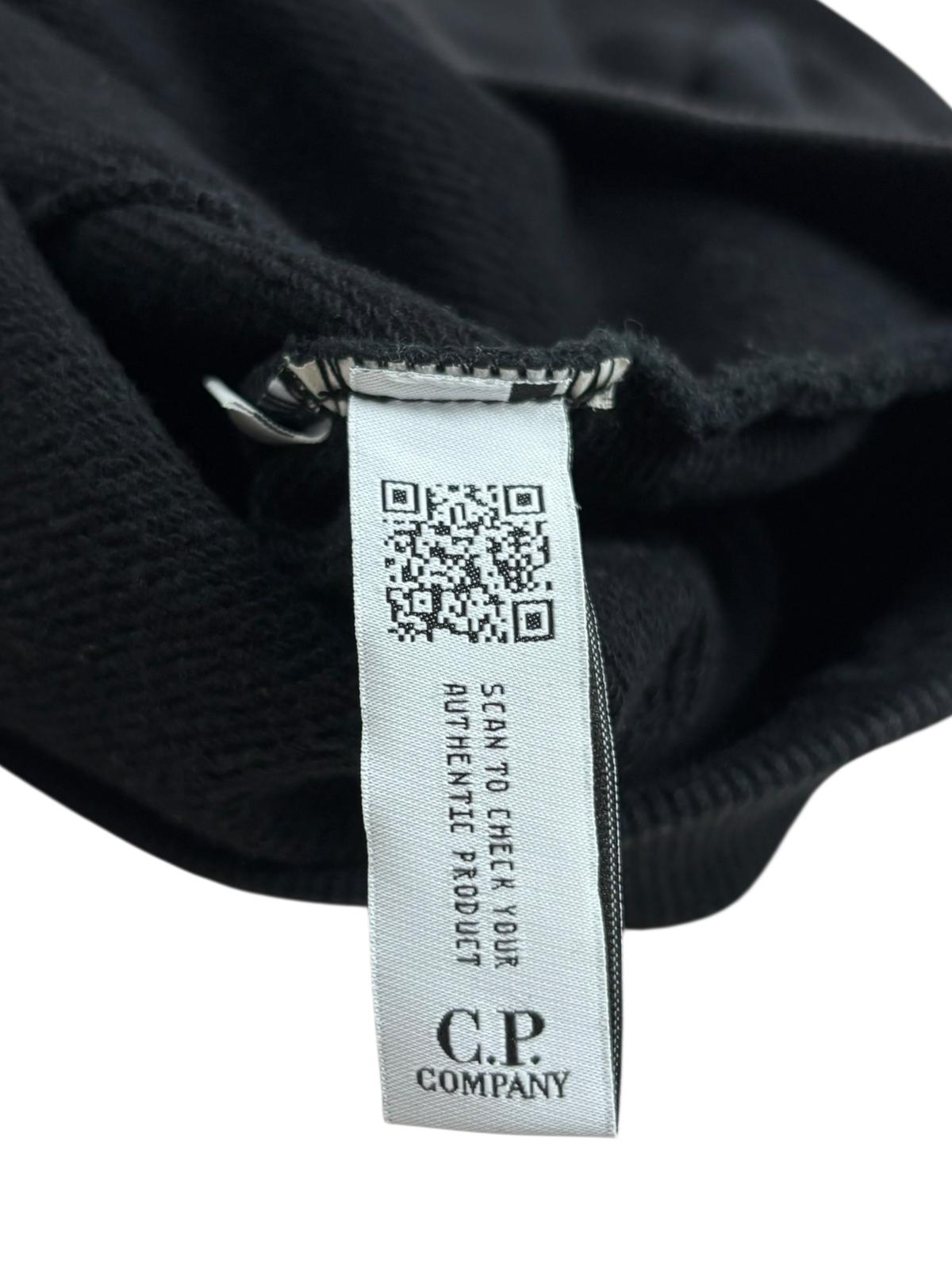Pull C.P Company noir taille XL - Logo et étiquette