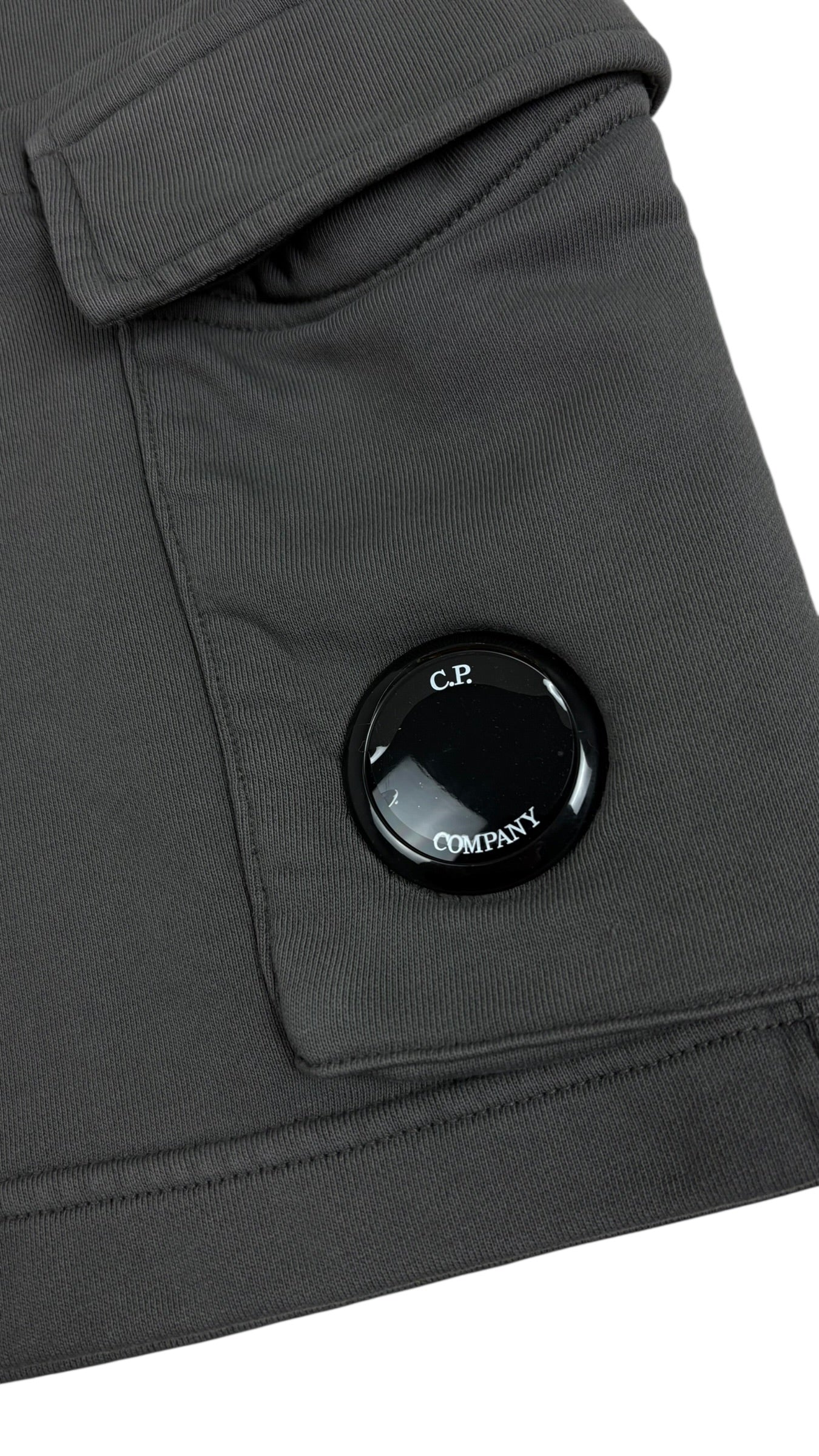 Short C.P Company gris taille S - Détail