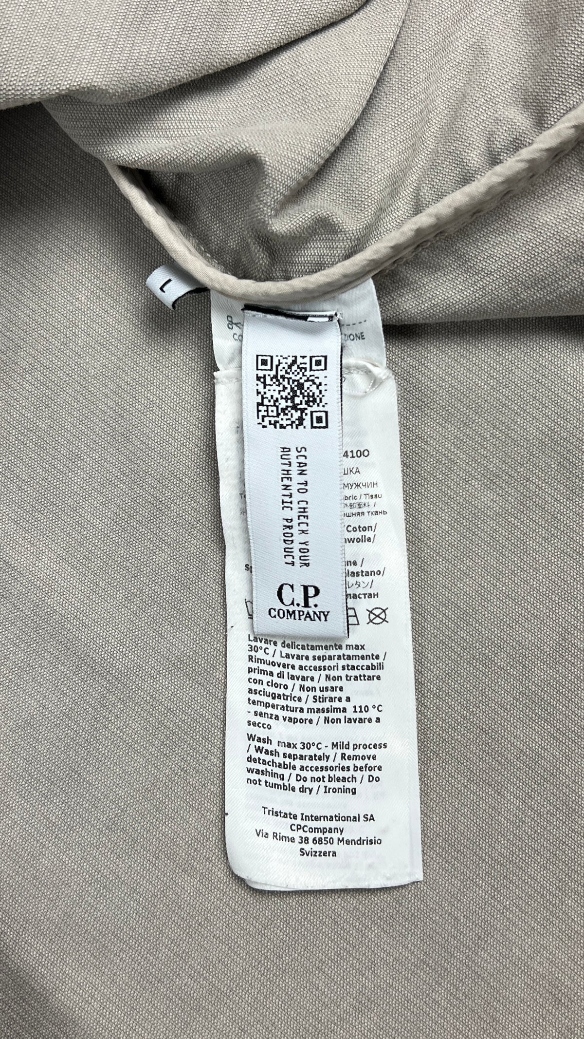 Surchemise en Velours Côtelé C.P Company gris, détail étiquettes et finitions — vue 5