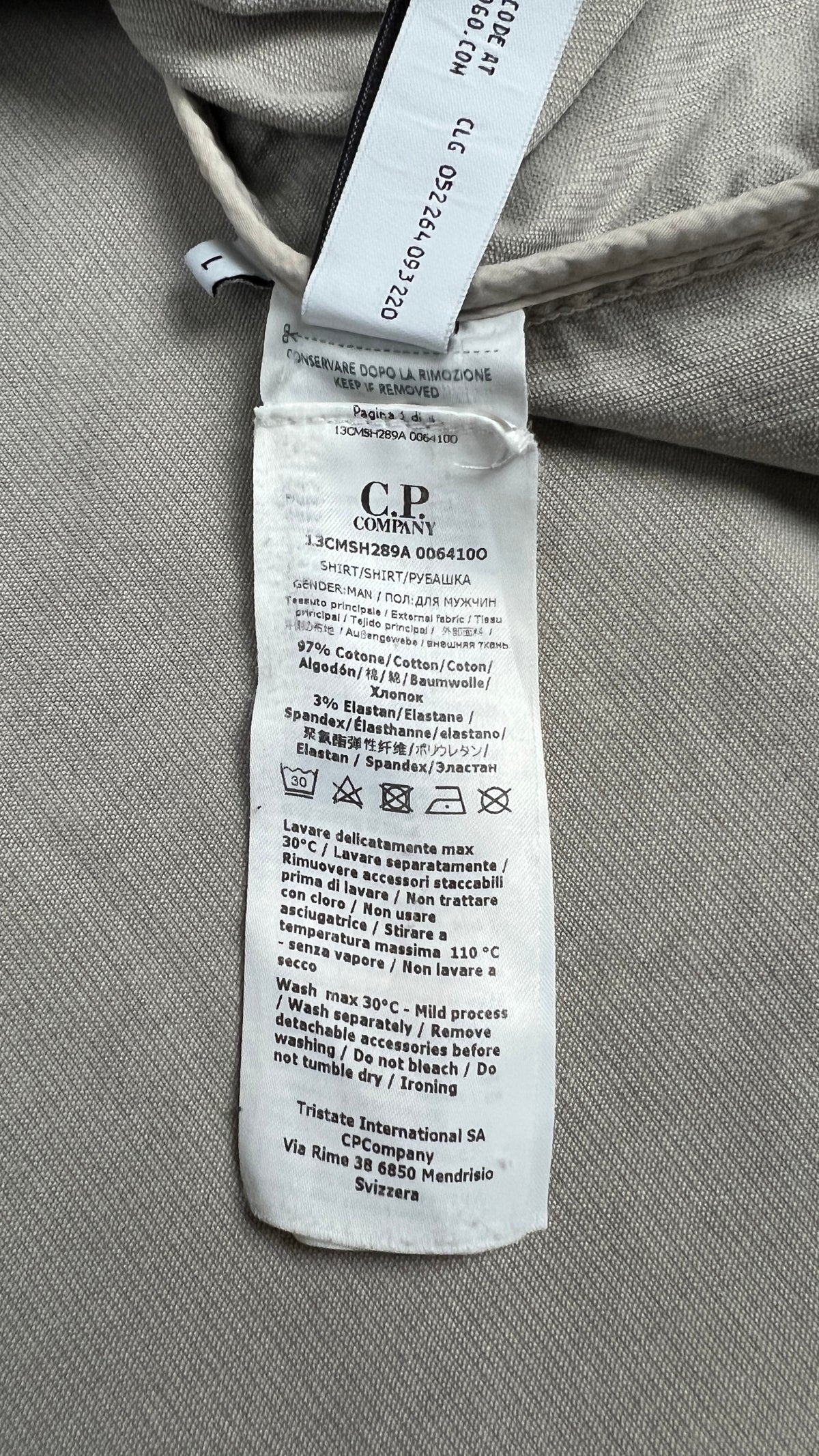 Surchemise en Velours Côtelé C.P Company gris, détail étiquettes et finitions — vue 6