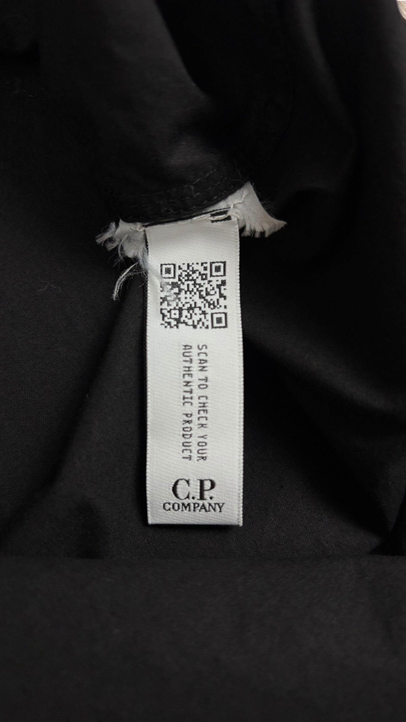 Surchemise C.P Company noir taille M - Détail