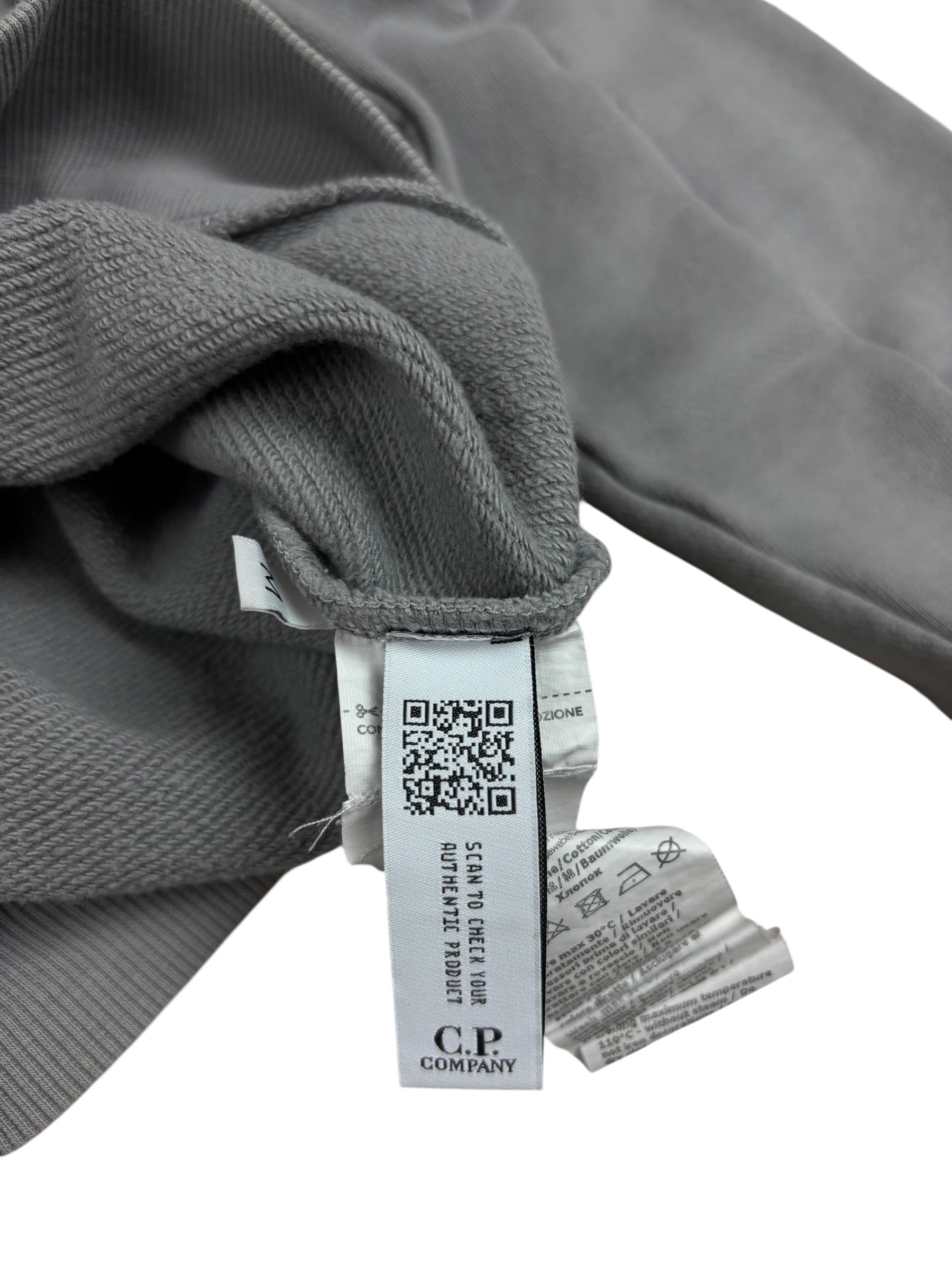 Sweat C.P Company gris taille M - Logo et étiquette