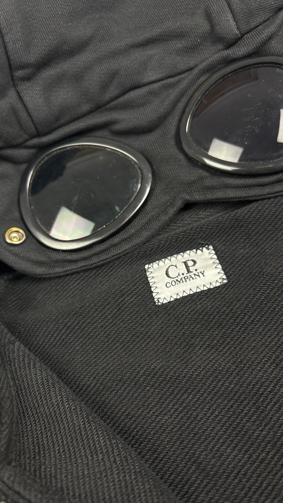 Sweat-shirt Hoodie Zippé C.P Company Goggle noir taille M, détail étiquettes et finitions — vue 3