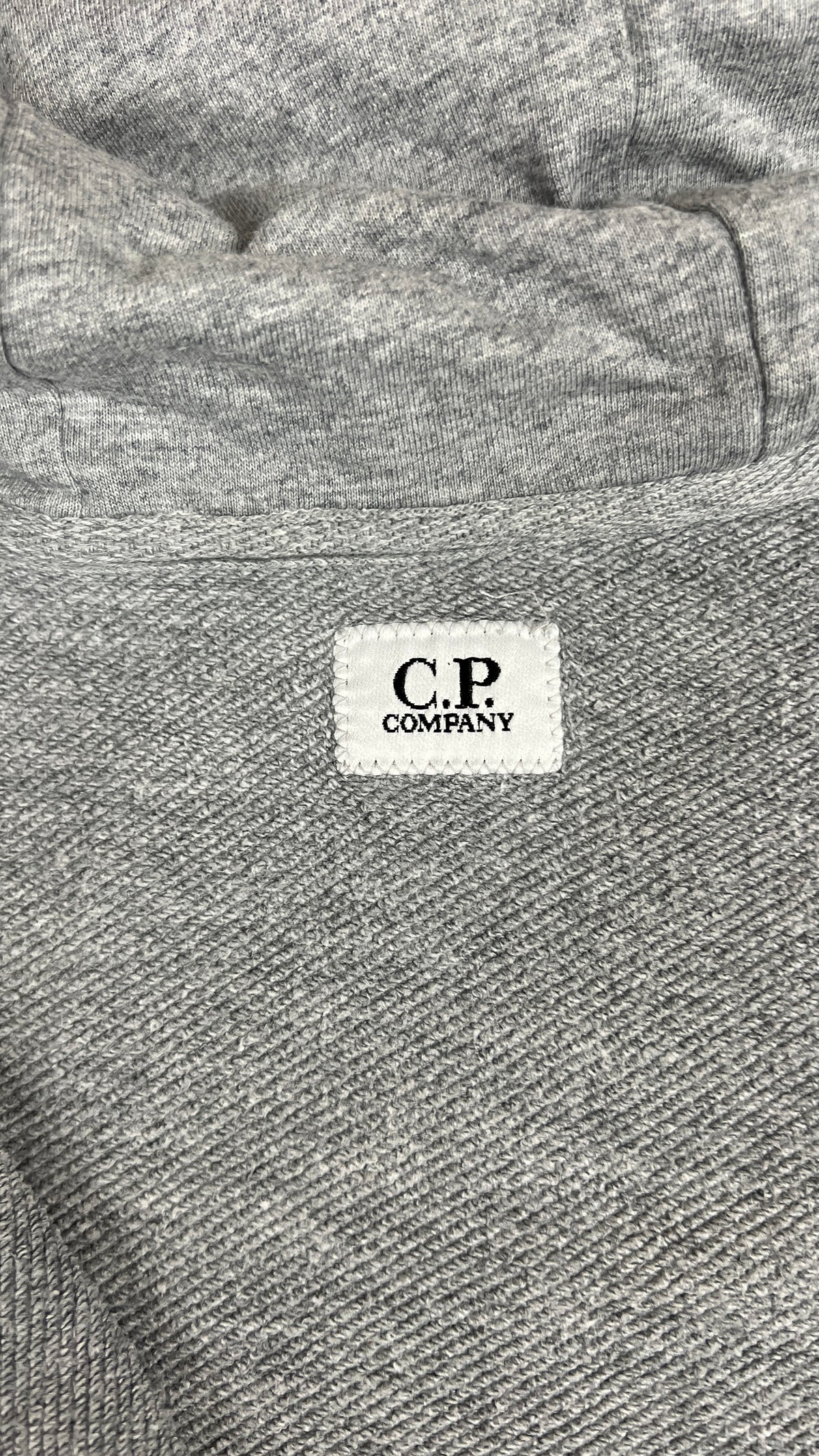 Sweat Zippé à Capuche Goggle C.P Company gris, détail étiquettes et finitions — vue 5