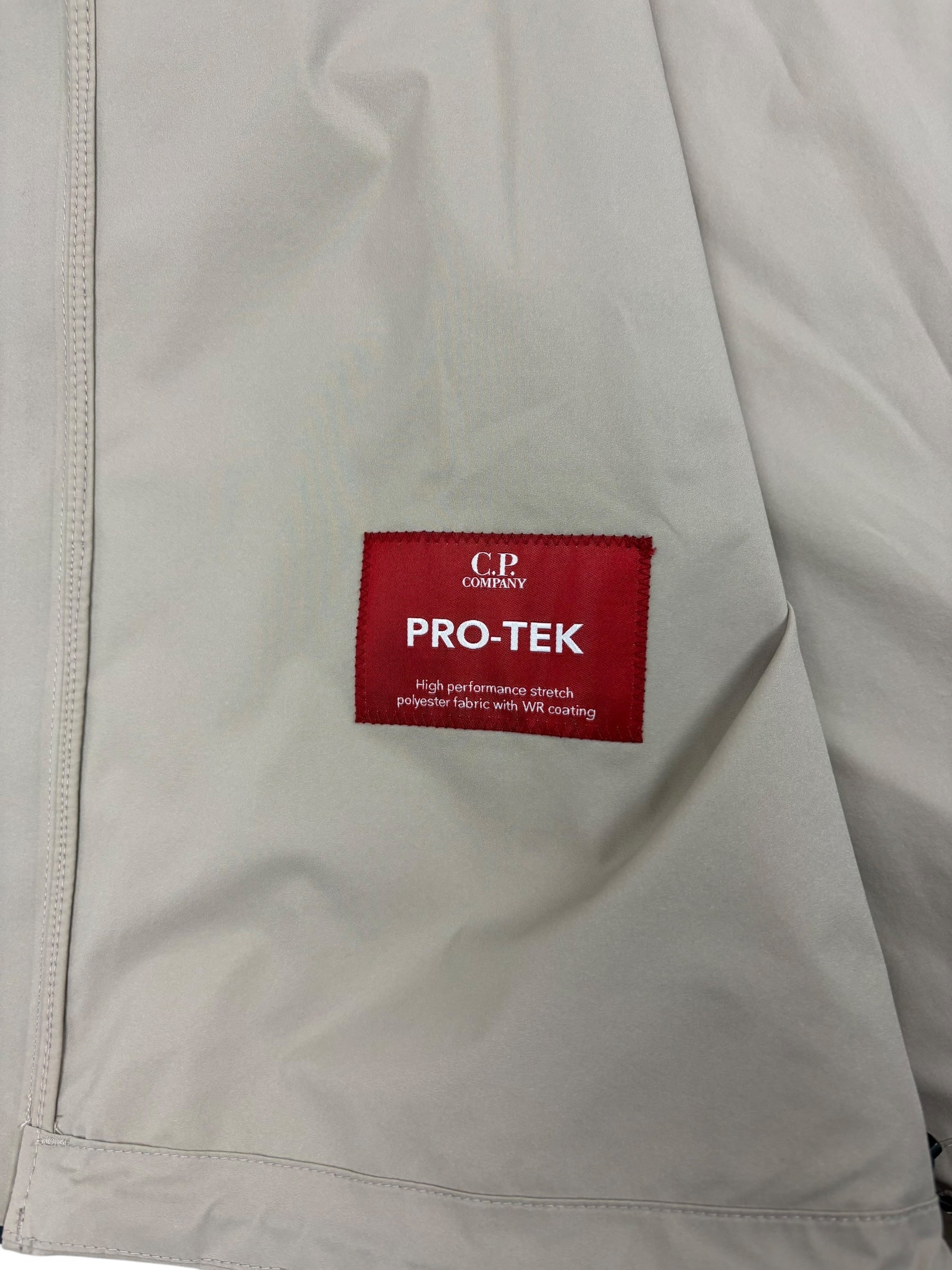 Veste C.P Company crème taille 50 - Détail