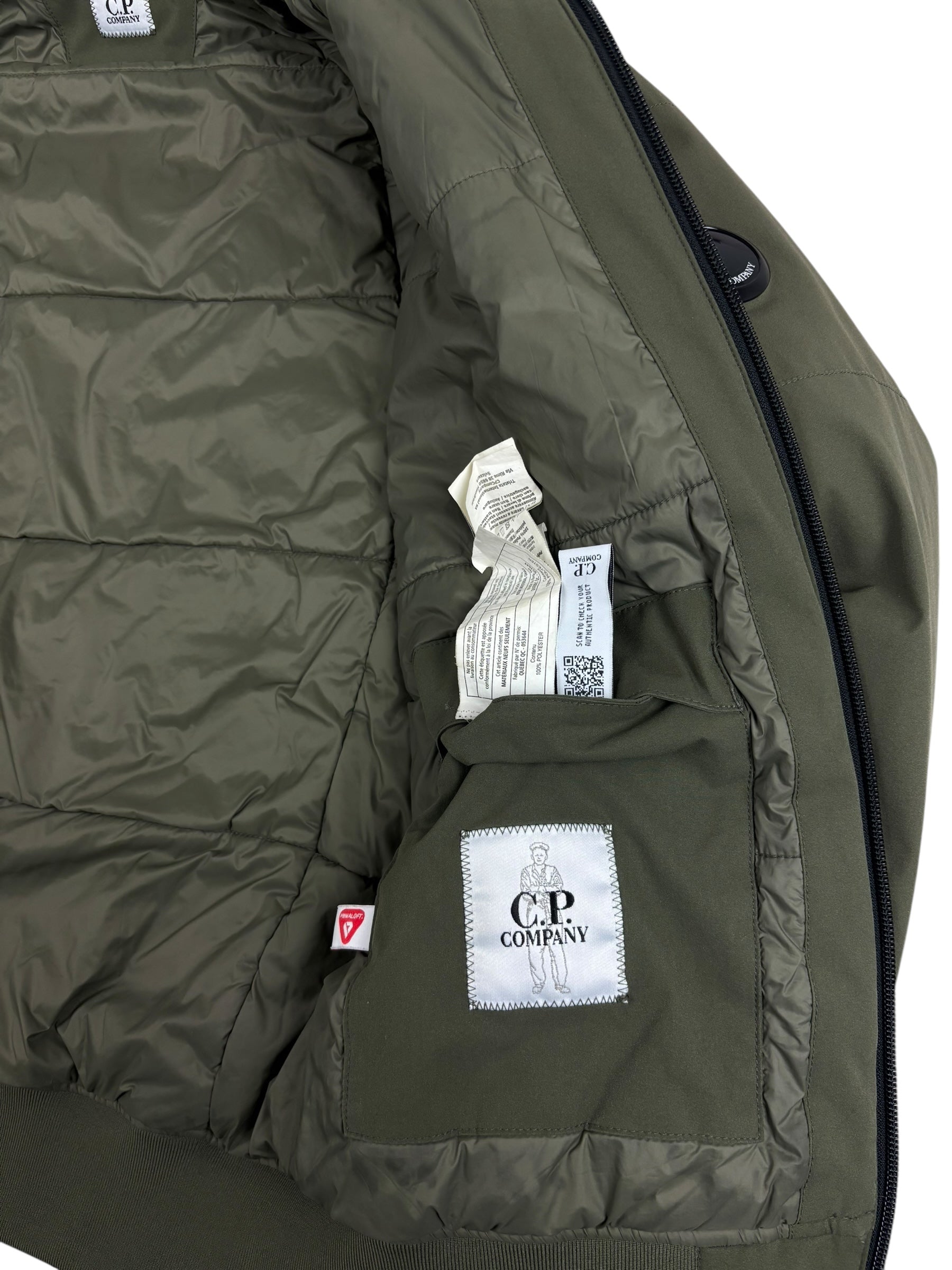 Veste C.P Company kaki taille 46 - Logo et étiquette
