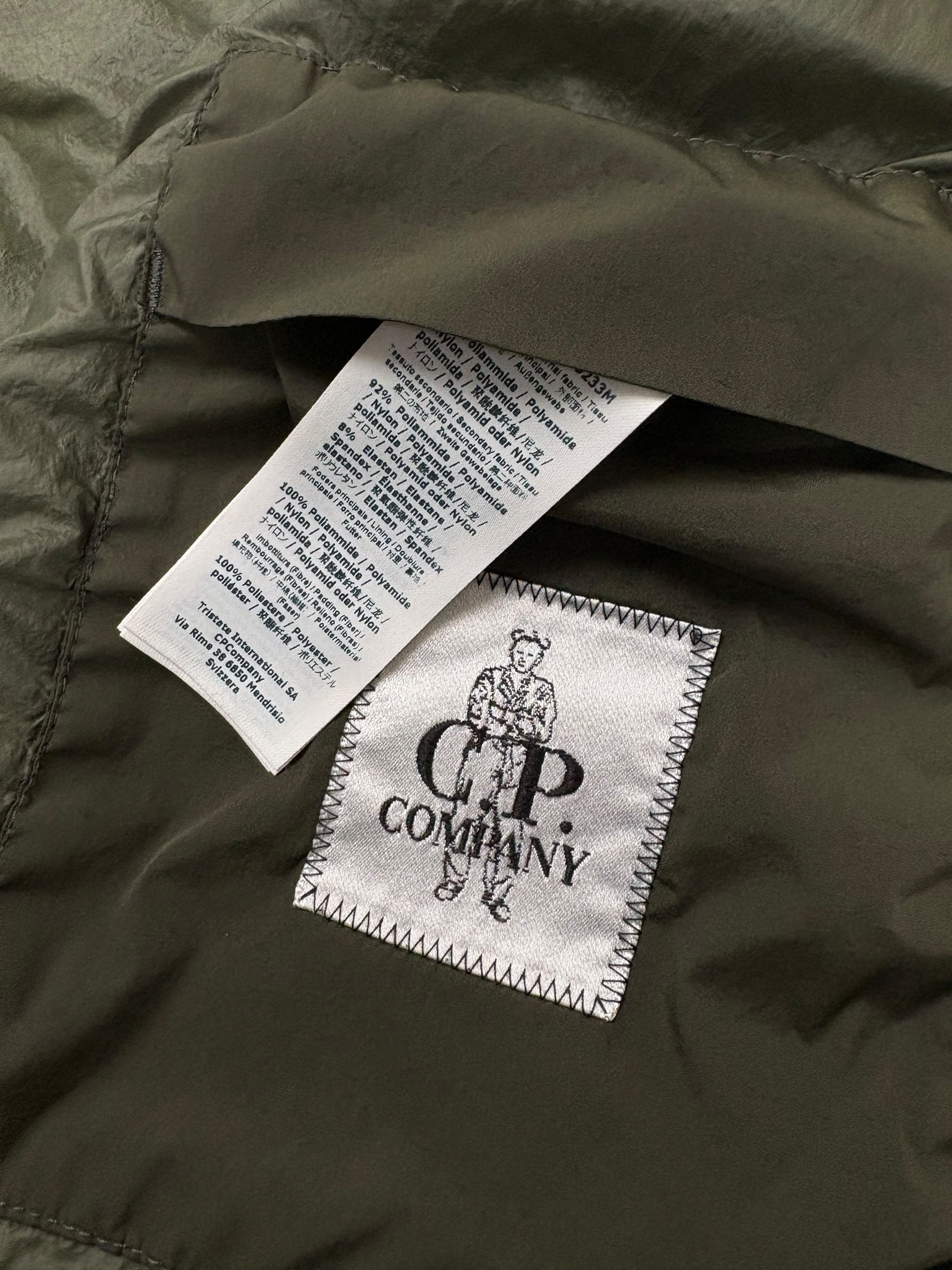 Veste C.P Company kaki taille 52 - Logo et étiquette