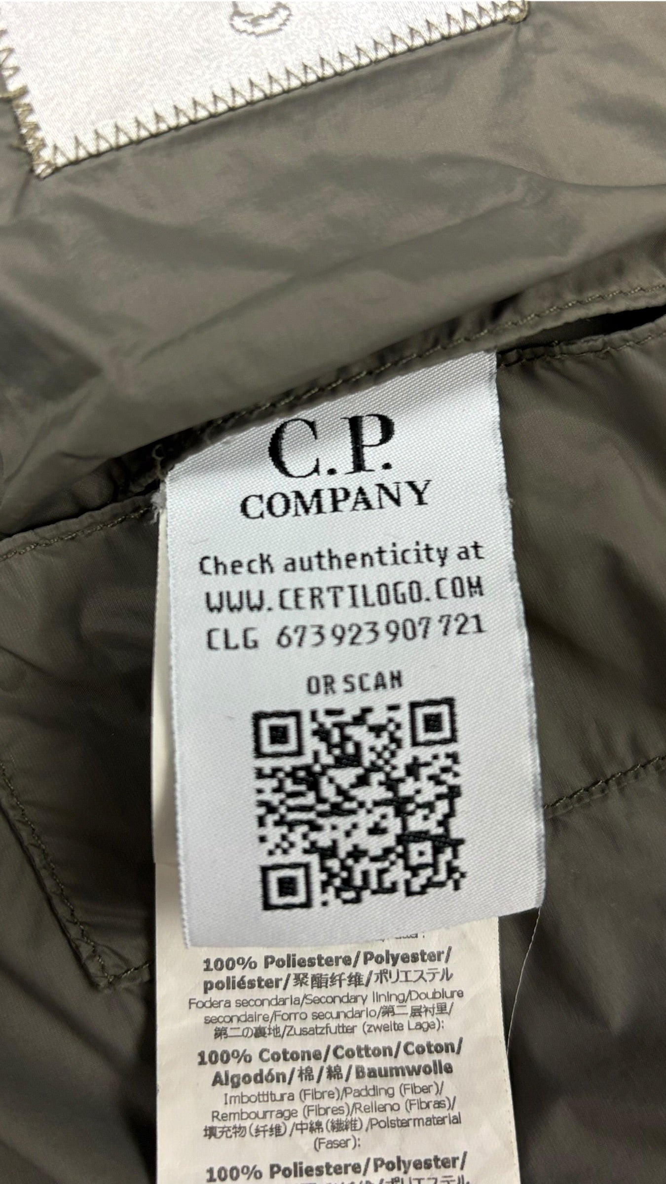 Veste C.P Company kaki taille 54 - Logo et étiquette