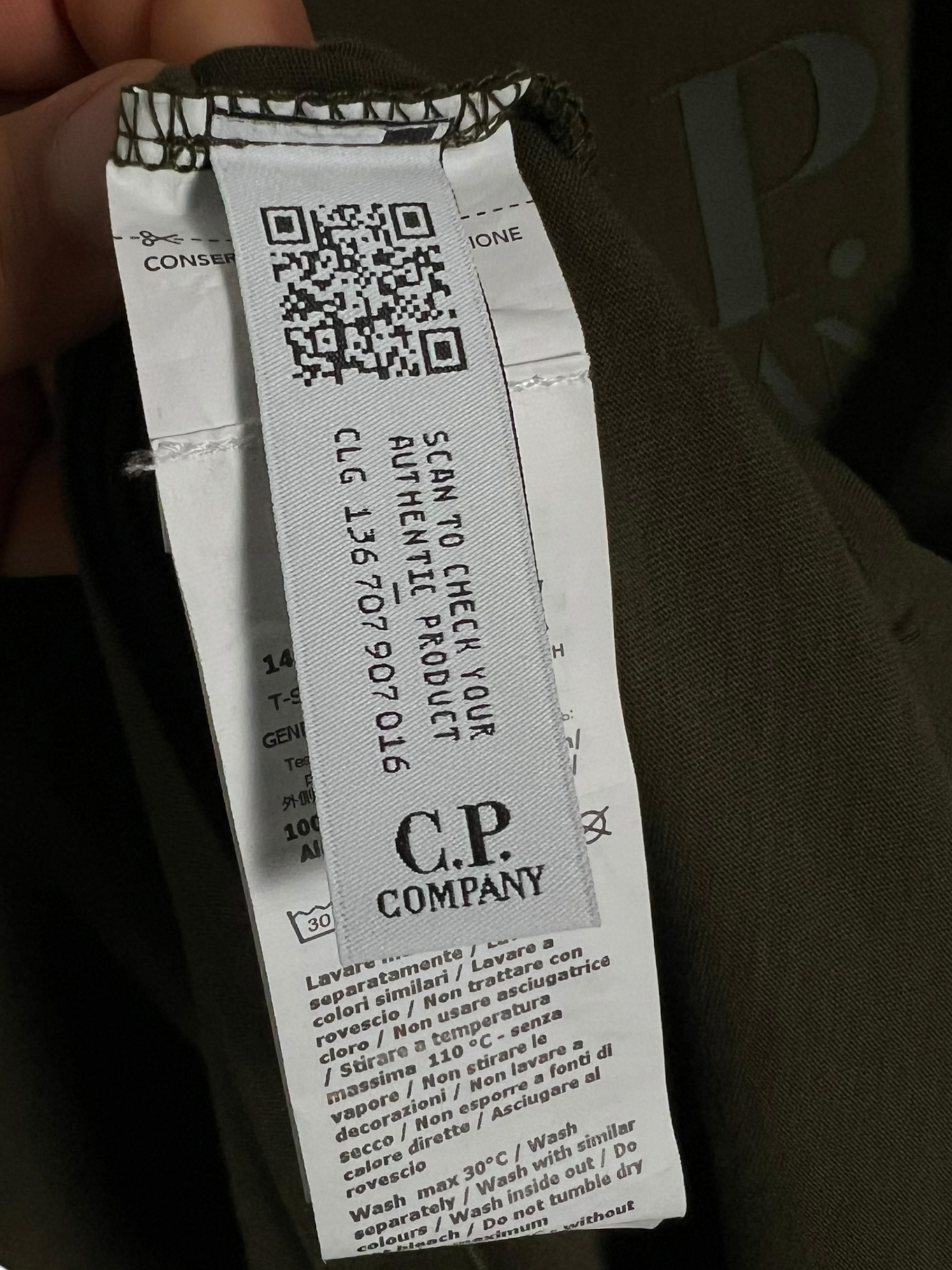 Veste C.P Company kaki taille M - Logo et étiquette