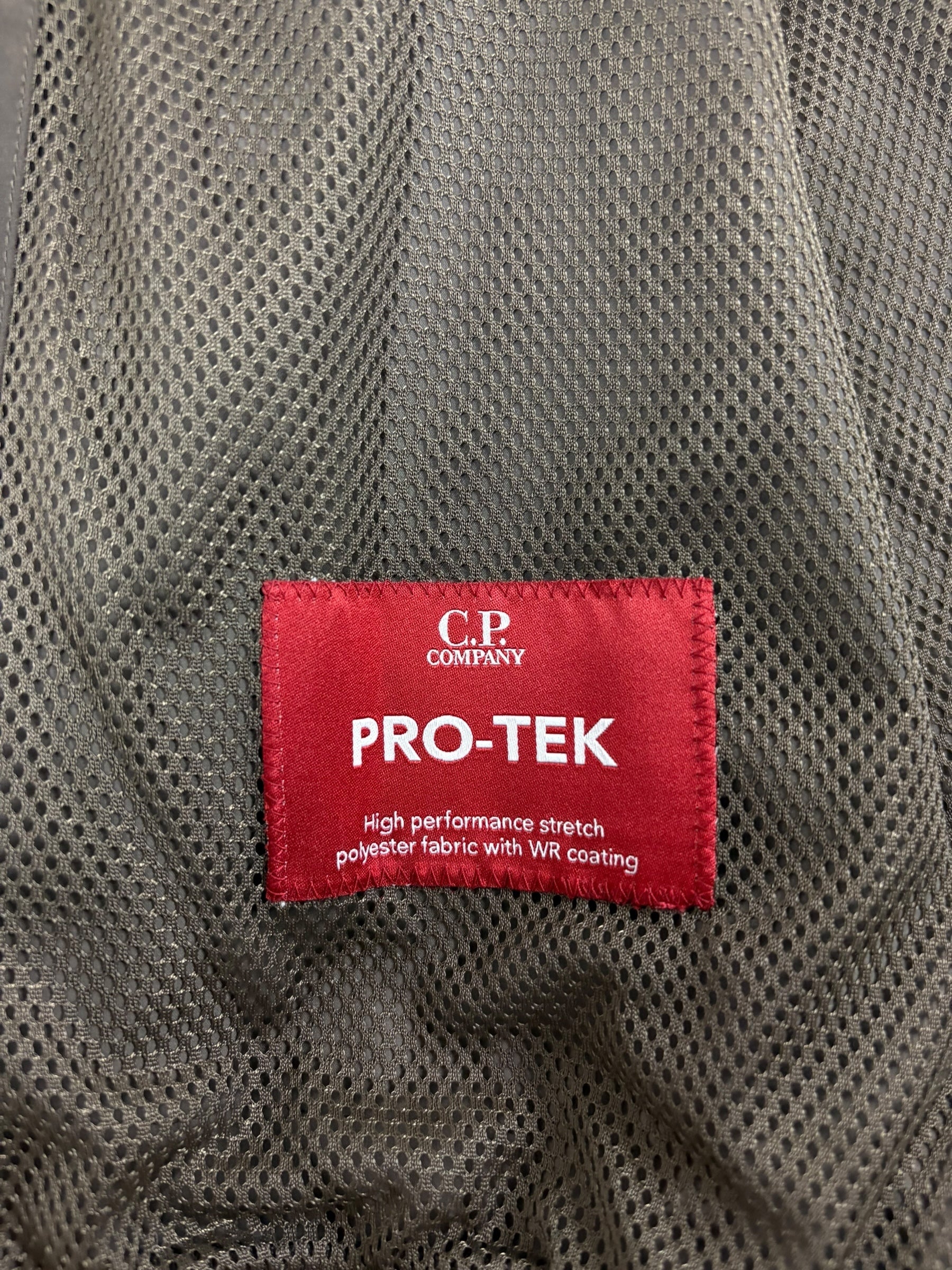 Veste C.P Company marron taille 50 - Détail