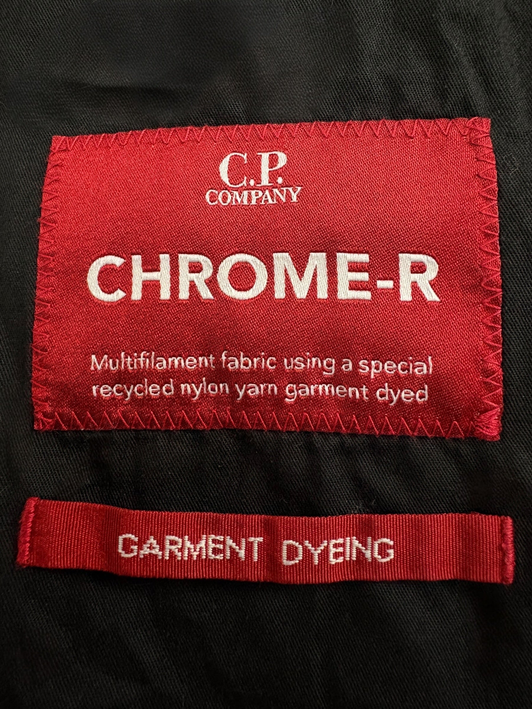 Veste C.P Company noir taille L - Logo et étiquette