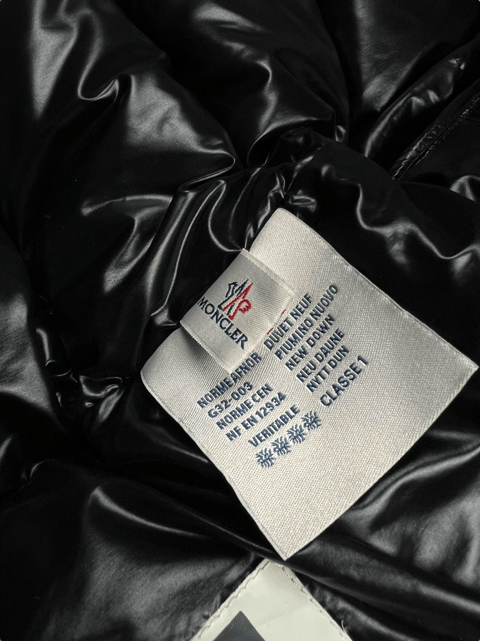 DOUDOUNE MONCLER - NB08 SHOP