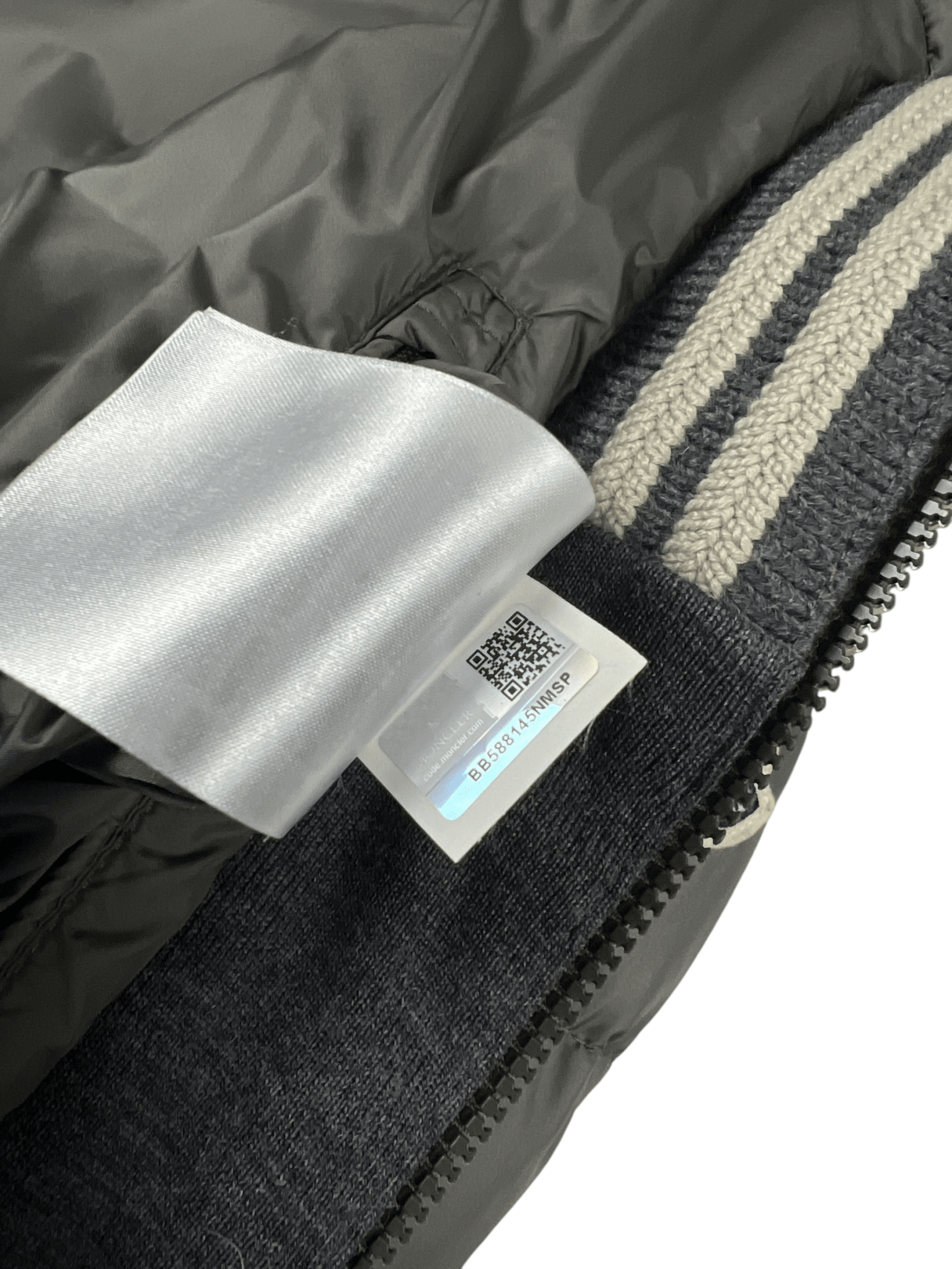 DOUDOUNE MONCLER LEON - NB08 SHOP