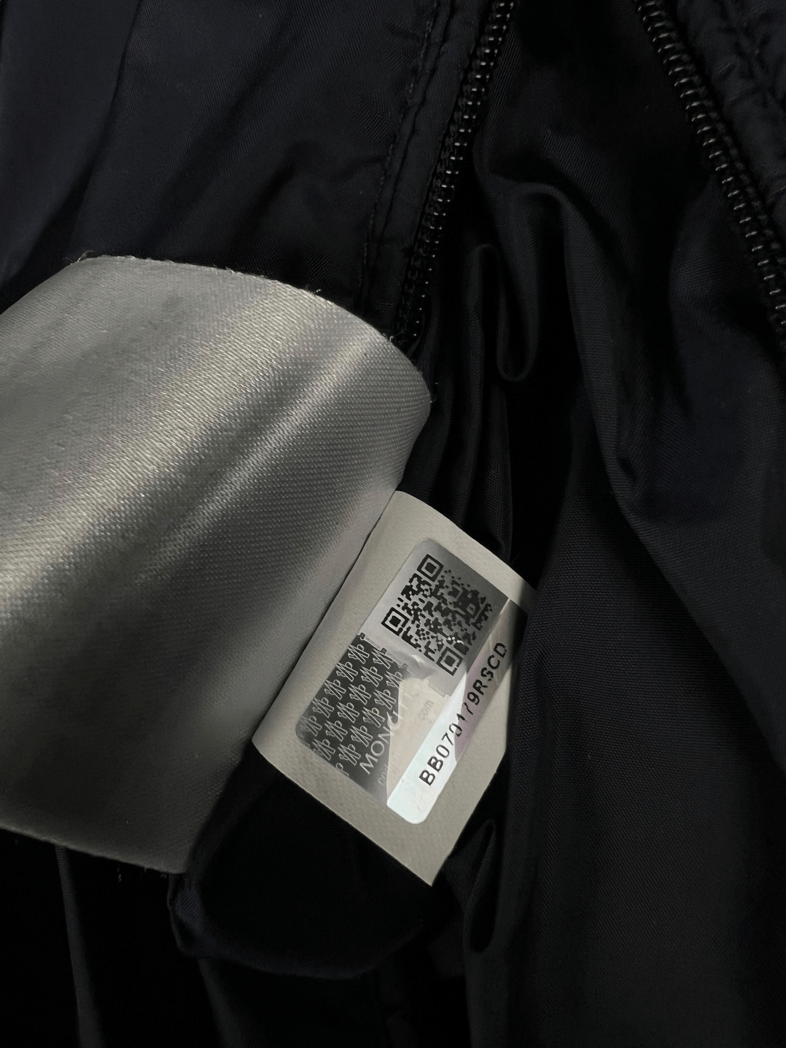 DOUDOUNE MONCLER THOMAS - NB08 SHOP
