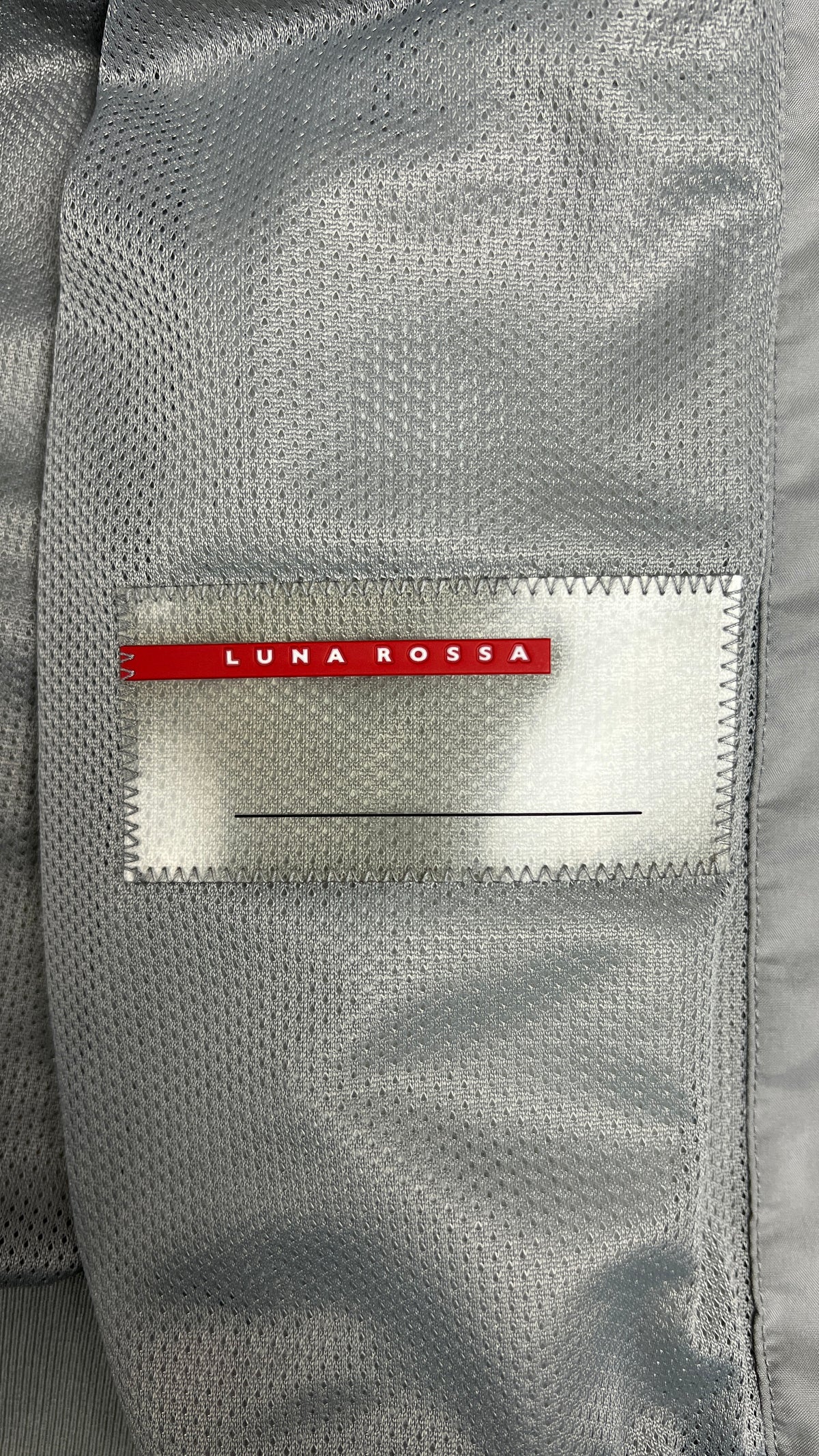 Gilet Prada Luna Rossa Vintage gris / blanc, taille 52 – photo complémentaire 2 – NB08 Shop