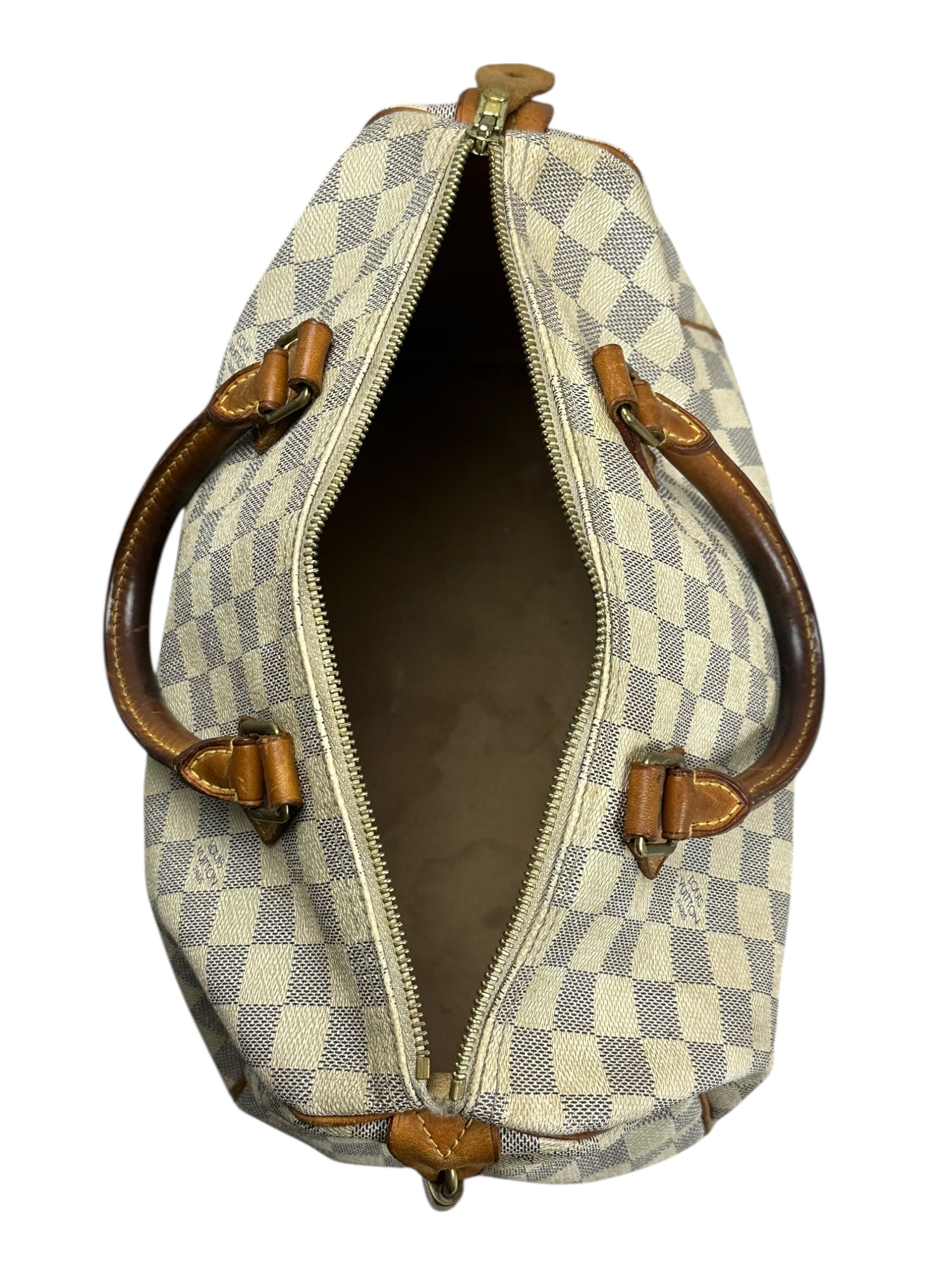 Sac Louis Vuitton beige / marron taille 30 - Détail