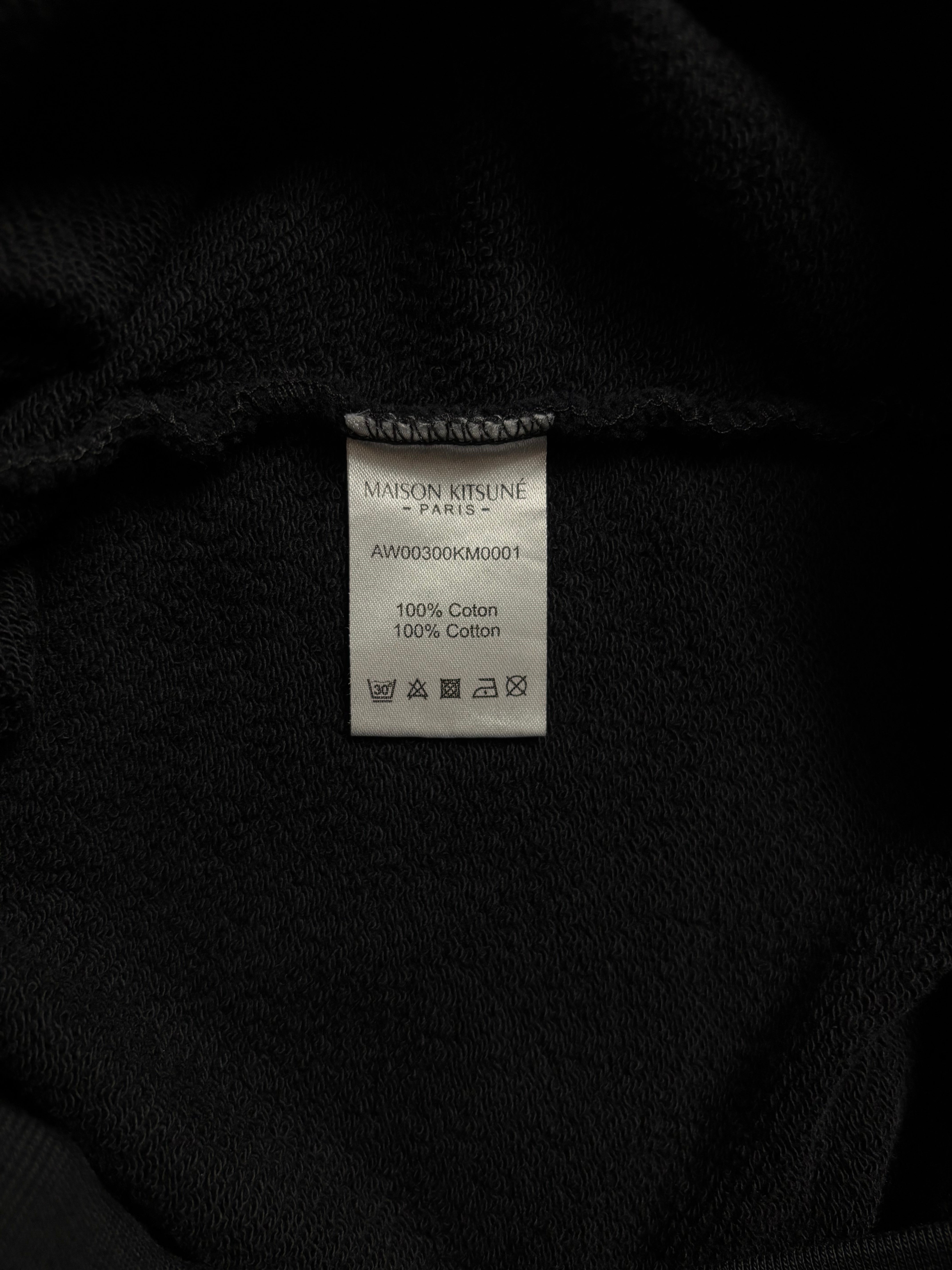 Pull Maison Kitsuné noir taille S - Logo et étiquette