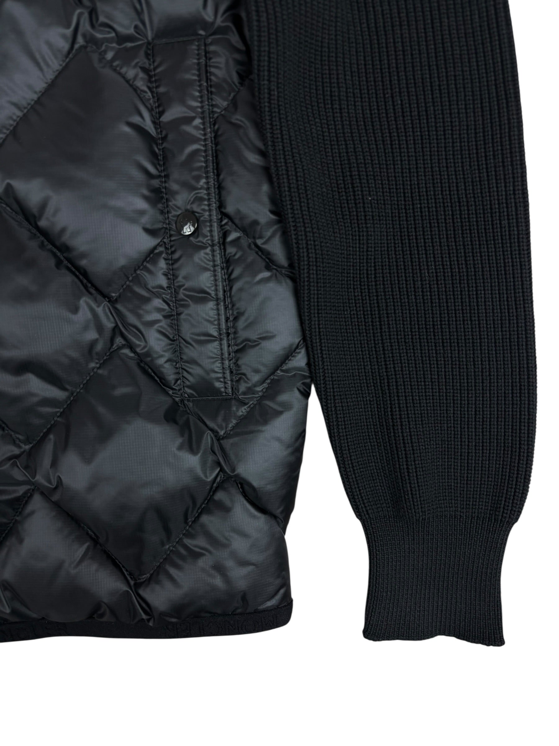 Cardigan Moncler noir taille L - Logo et étiquette