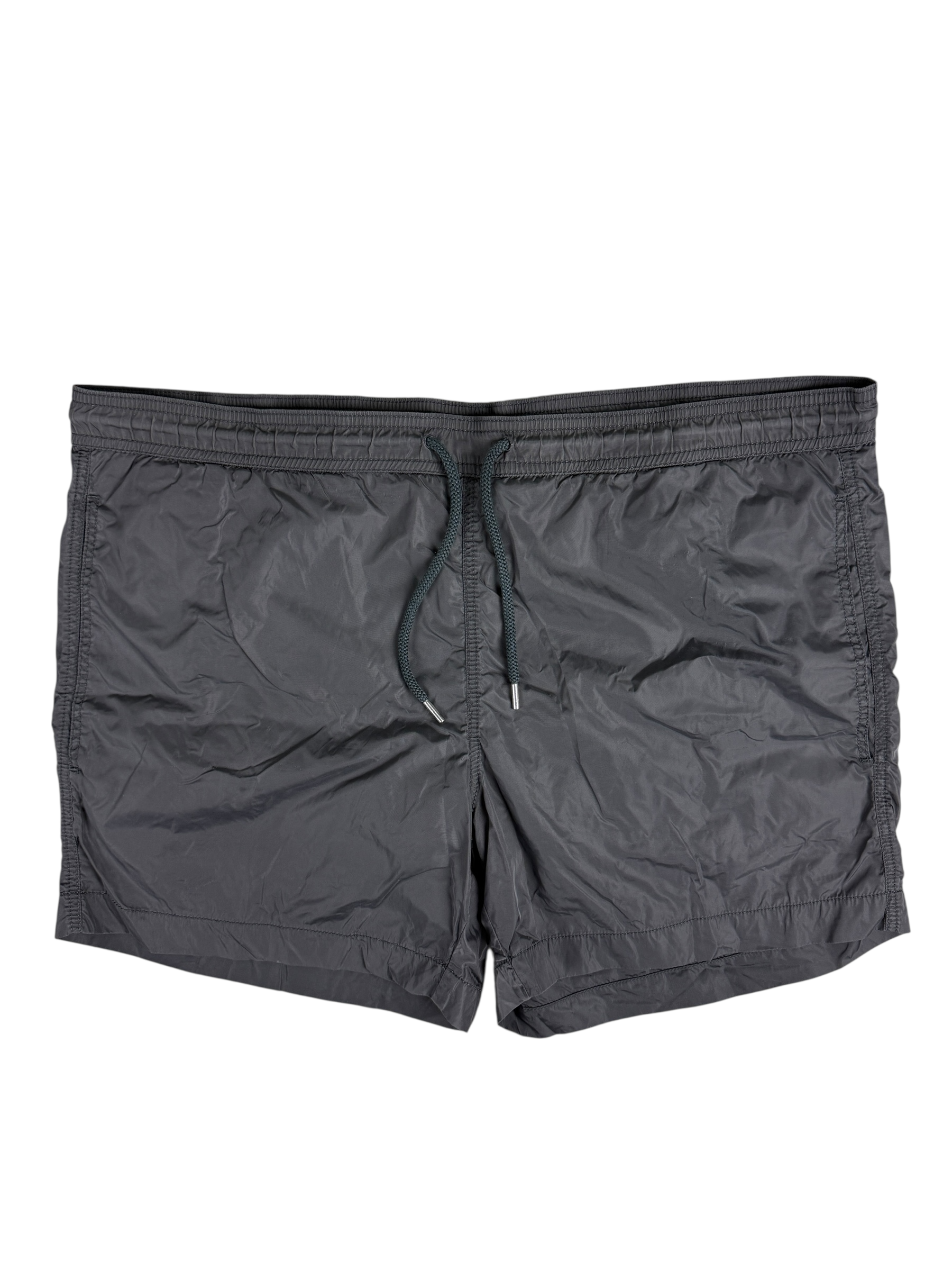 Short Moncler gris taille L - Vue de face