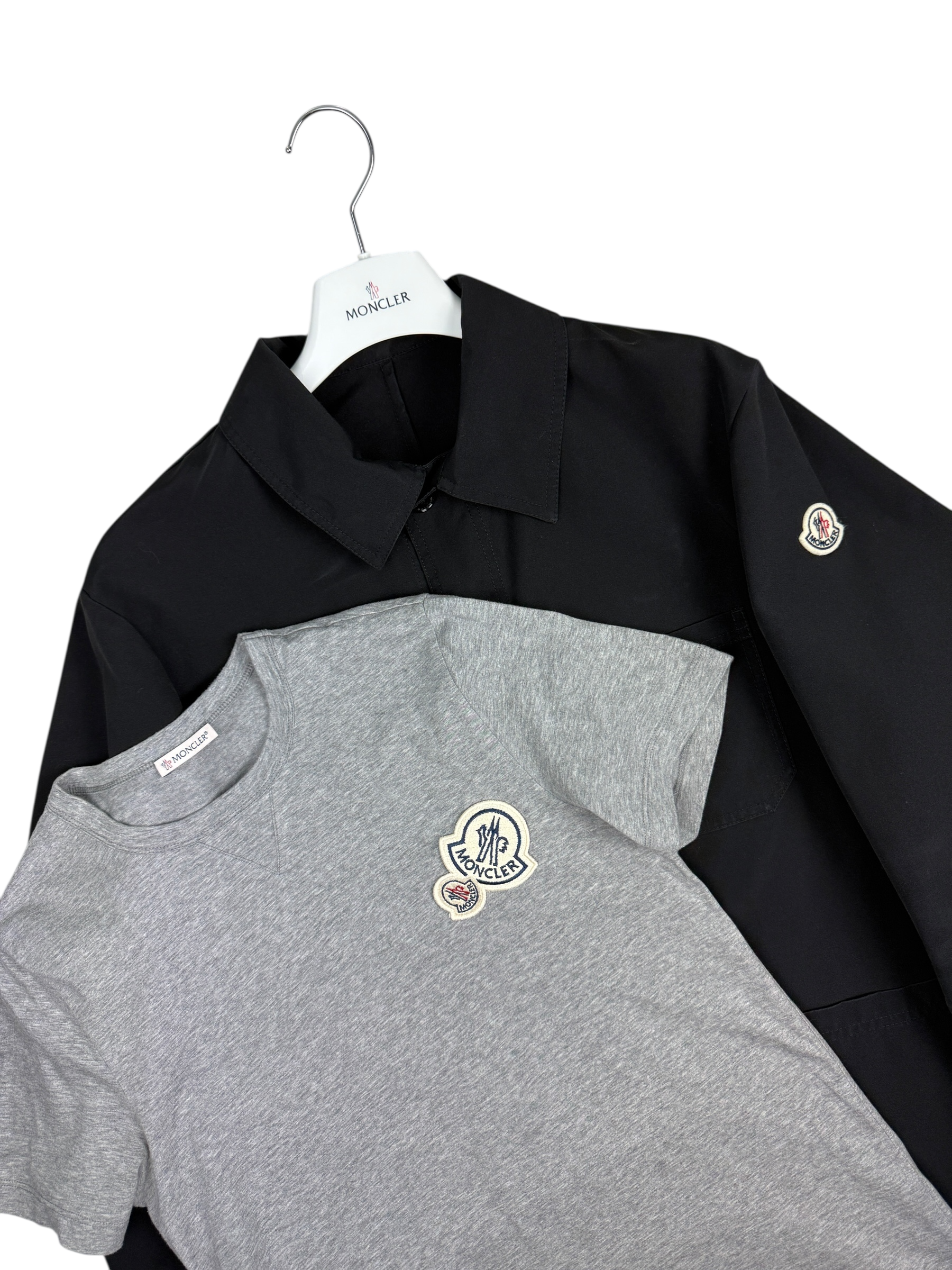 Veste Moncler noir taille 2 - Logo et étiquette