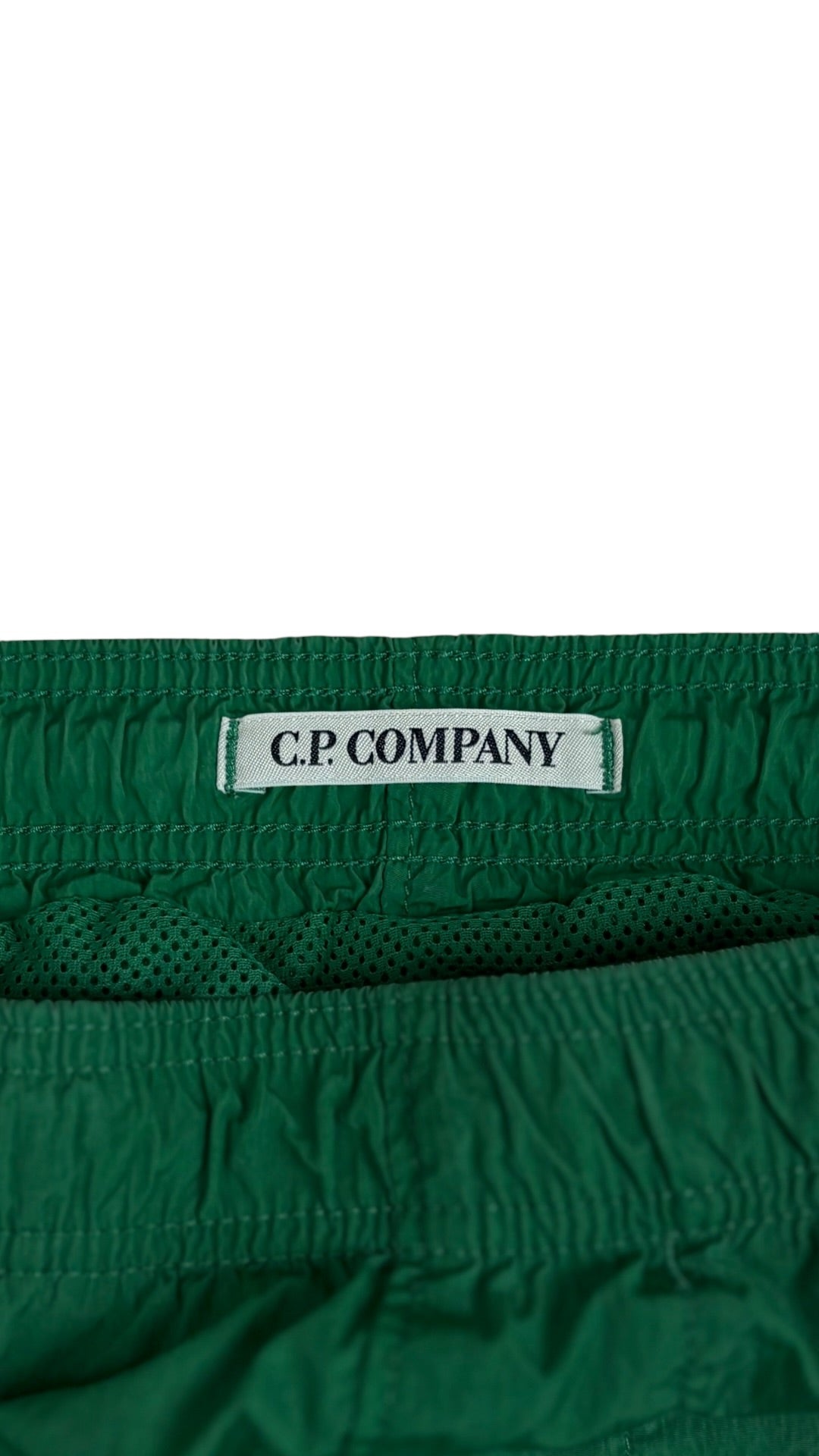 Short de Bain C.P Company vert taille 46 - Logo et étiquette