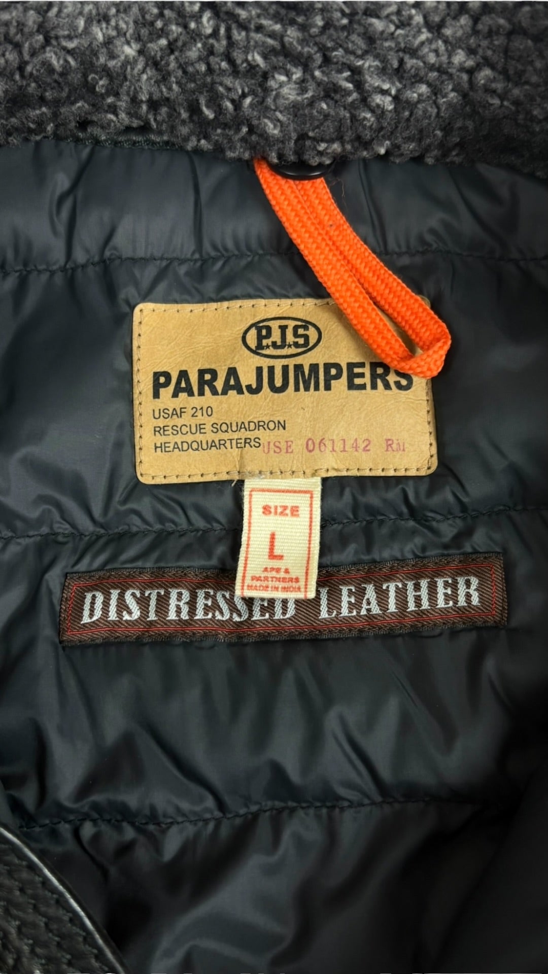 Blouson Parajumpers noir taille S - Détail