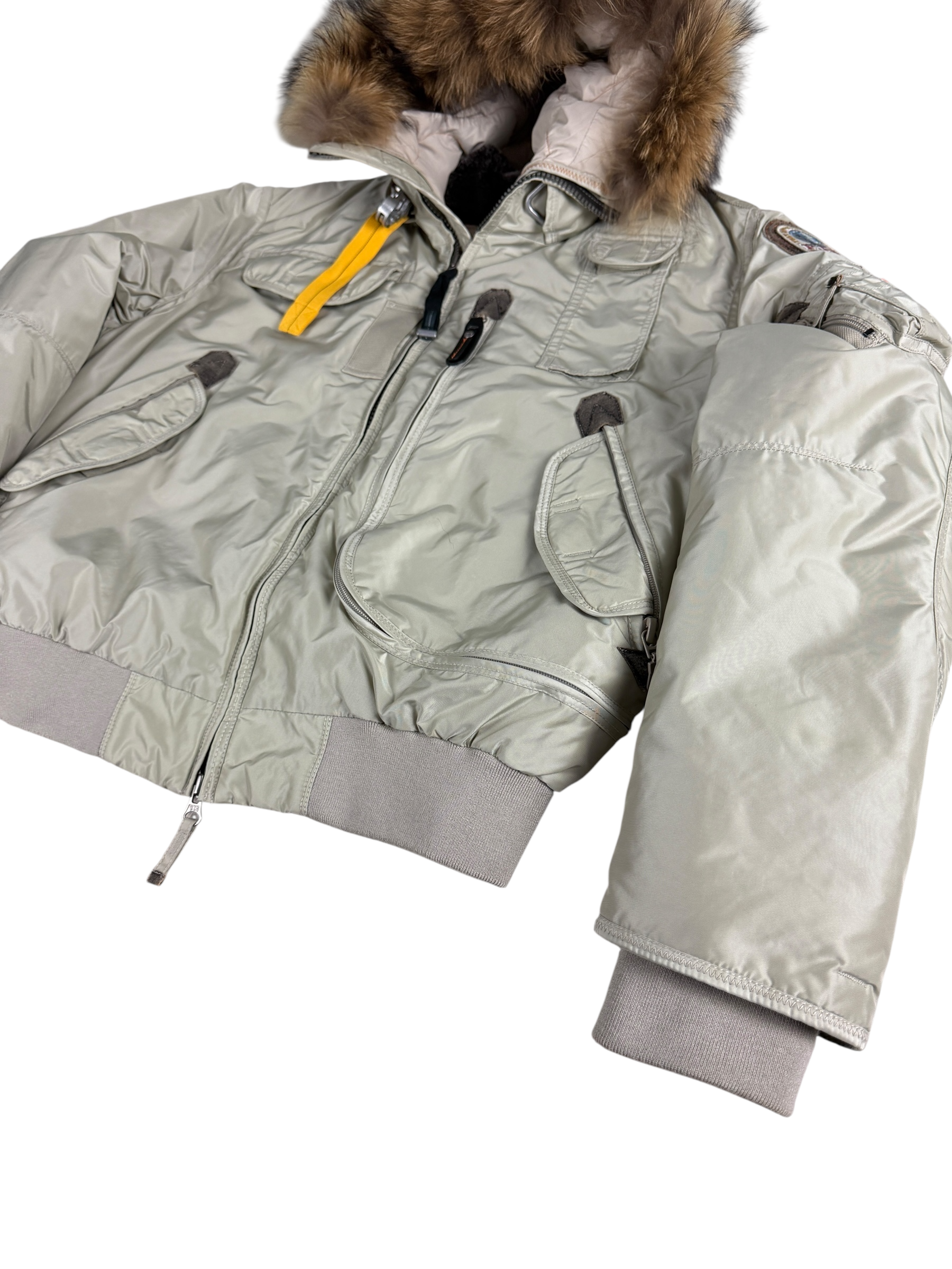 Doudoune Parajumpers crème taille XXL - Logo et étiquette