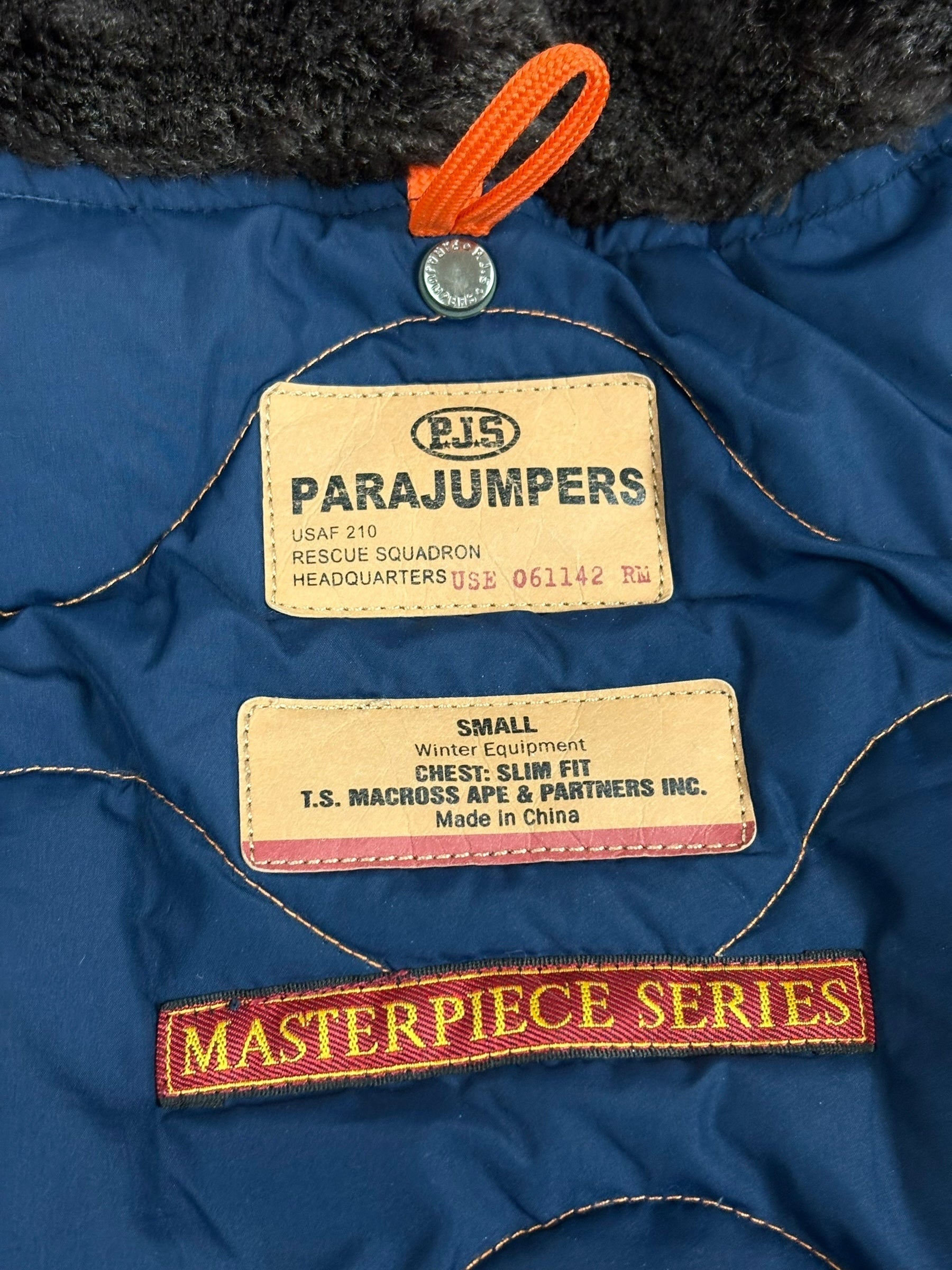 Parka Parajumpers marine taille S - Logo et étiquette