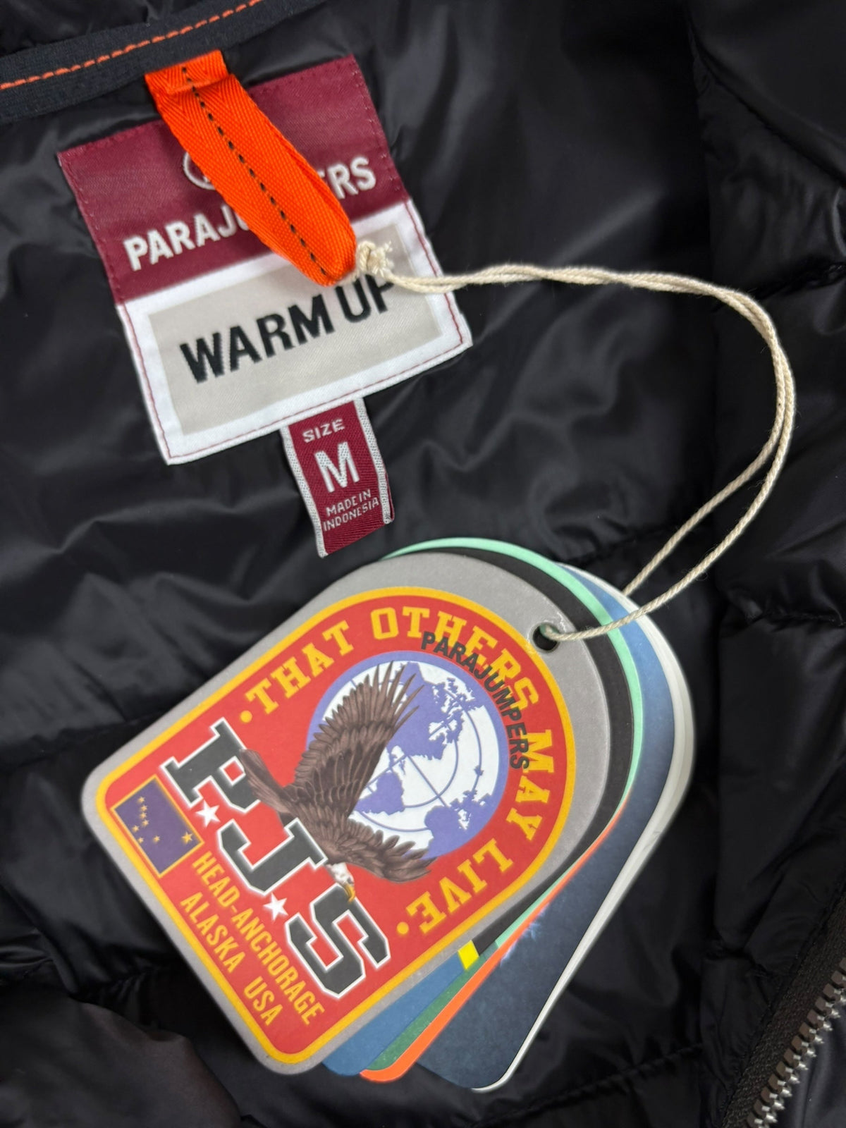 Veste Hybride Parajumpers Nolan noir, neuf, détail étiquettes et finitions — vue 4