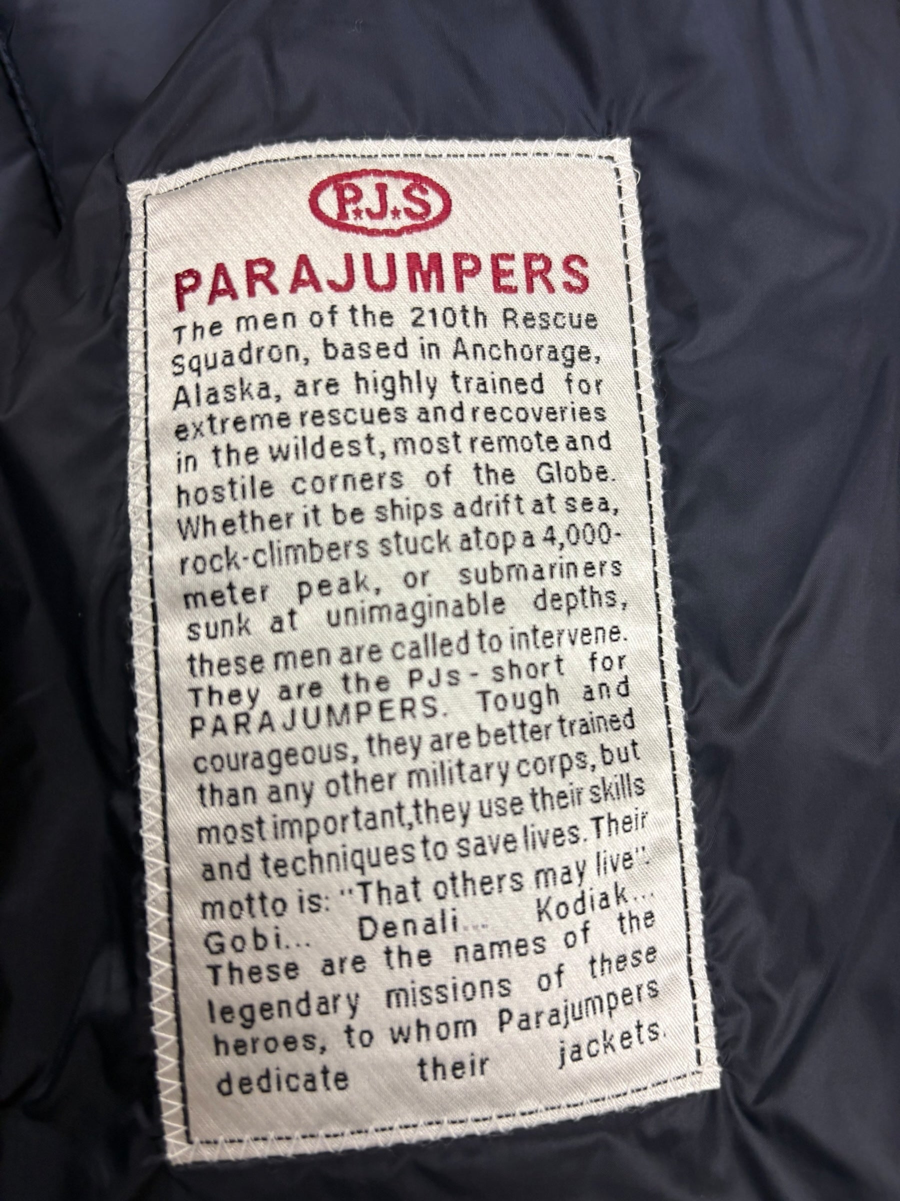 Veste Parajumpers marine taille M - Logo et étiquette