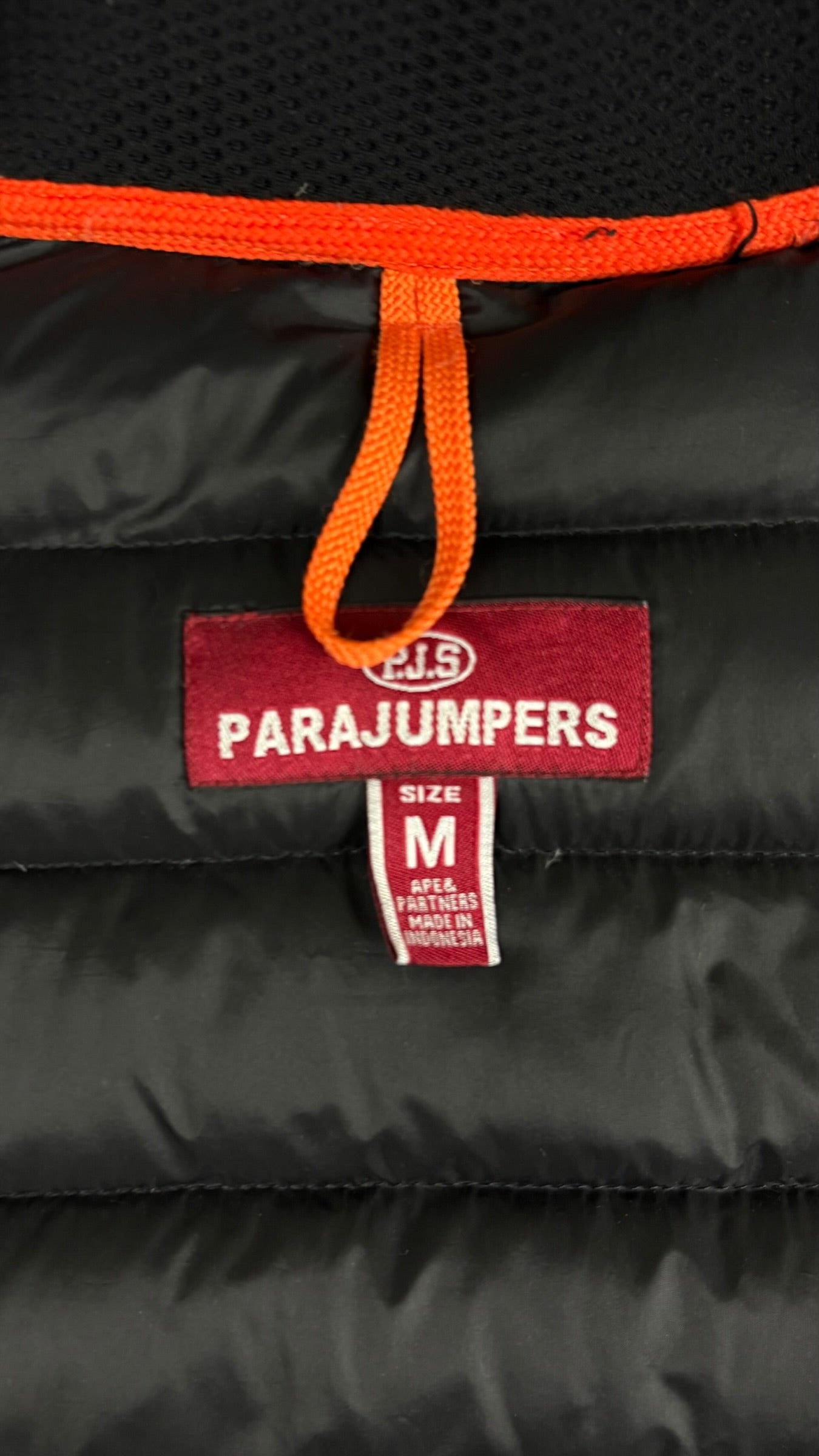 Veste Parajumpers noir taille M - Logo et étiquette